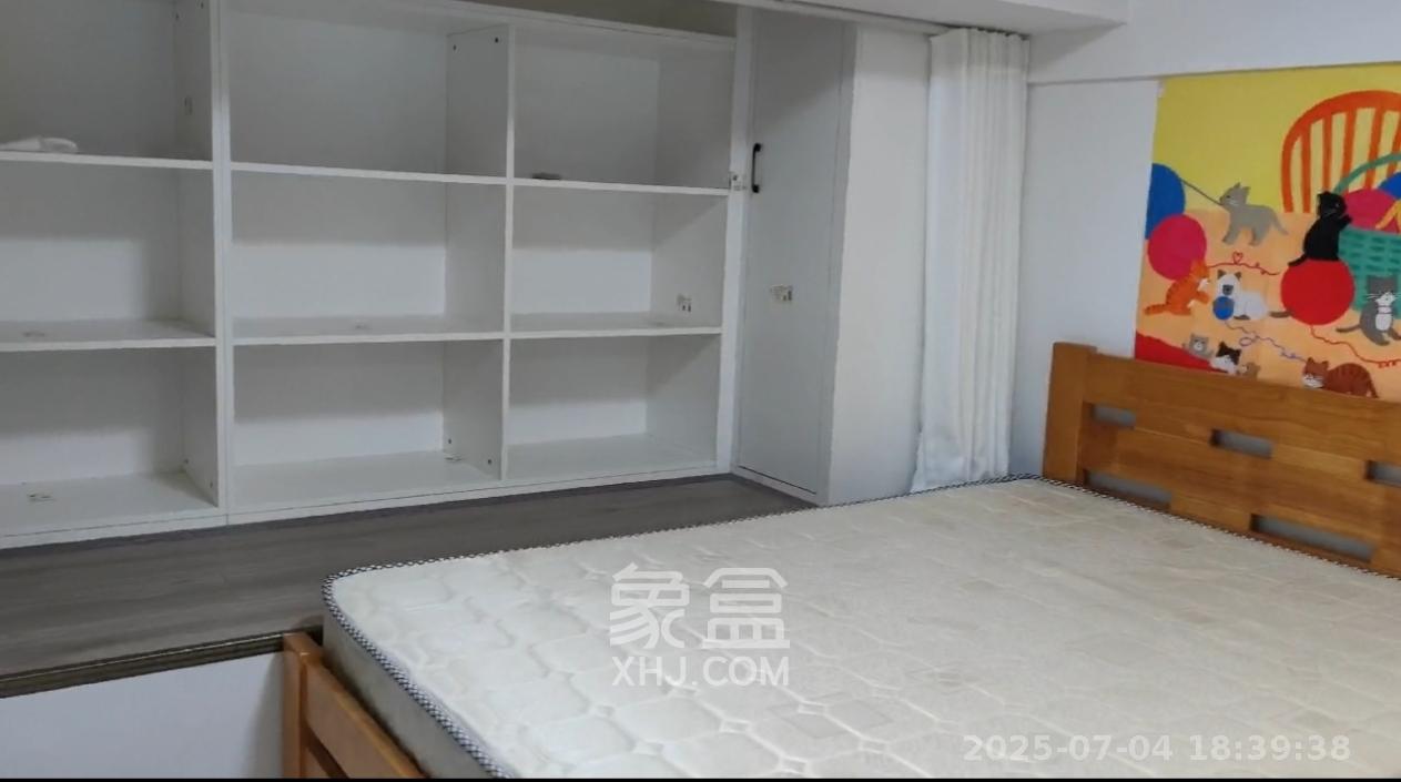 龙湖湘江星座(祺鑫星座公寓) 2室1厅1卫 2200.0元/月 龙湖湘江星座(祺鑫星座公寓) 2室1厅1卫 2200.0元/月室内图