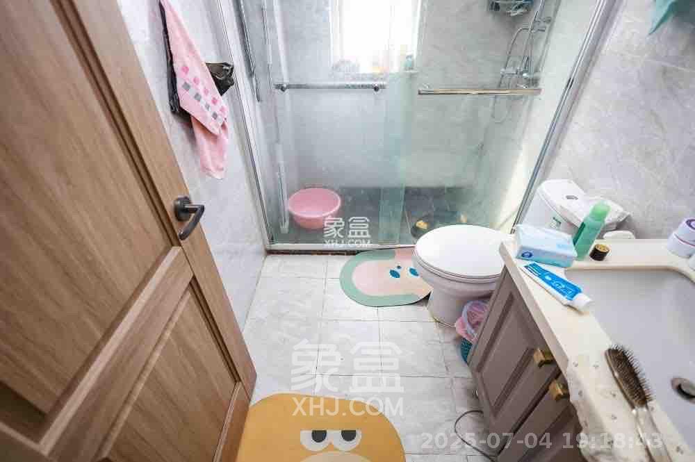 金地中交麓谷香颂(金地中交雅苑) 3室2厅2卫 3350.0元/月 金地中交麓谷香颂(金地中交雅苑) 3室2厅2卫 3350.0元/月室内图