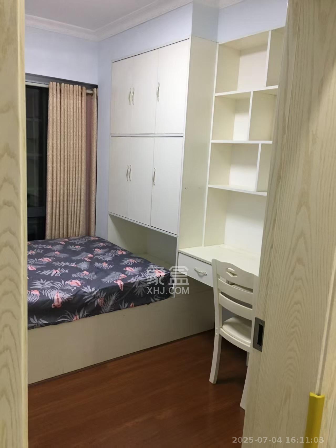 卢浮原著  3室2厅1卫    2100.0元/月室内图