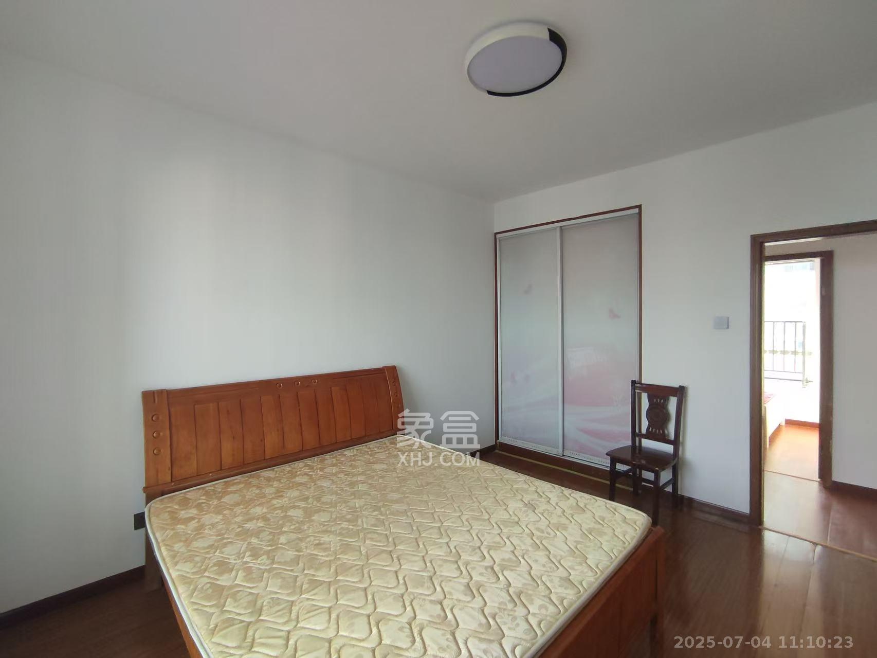 新城新世界一二三期 4室2厅1卫 3000.0元/月 新城新世界一二三期 4室2厅1卫 3000.0元/月室内图