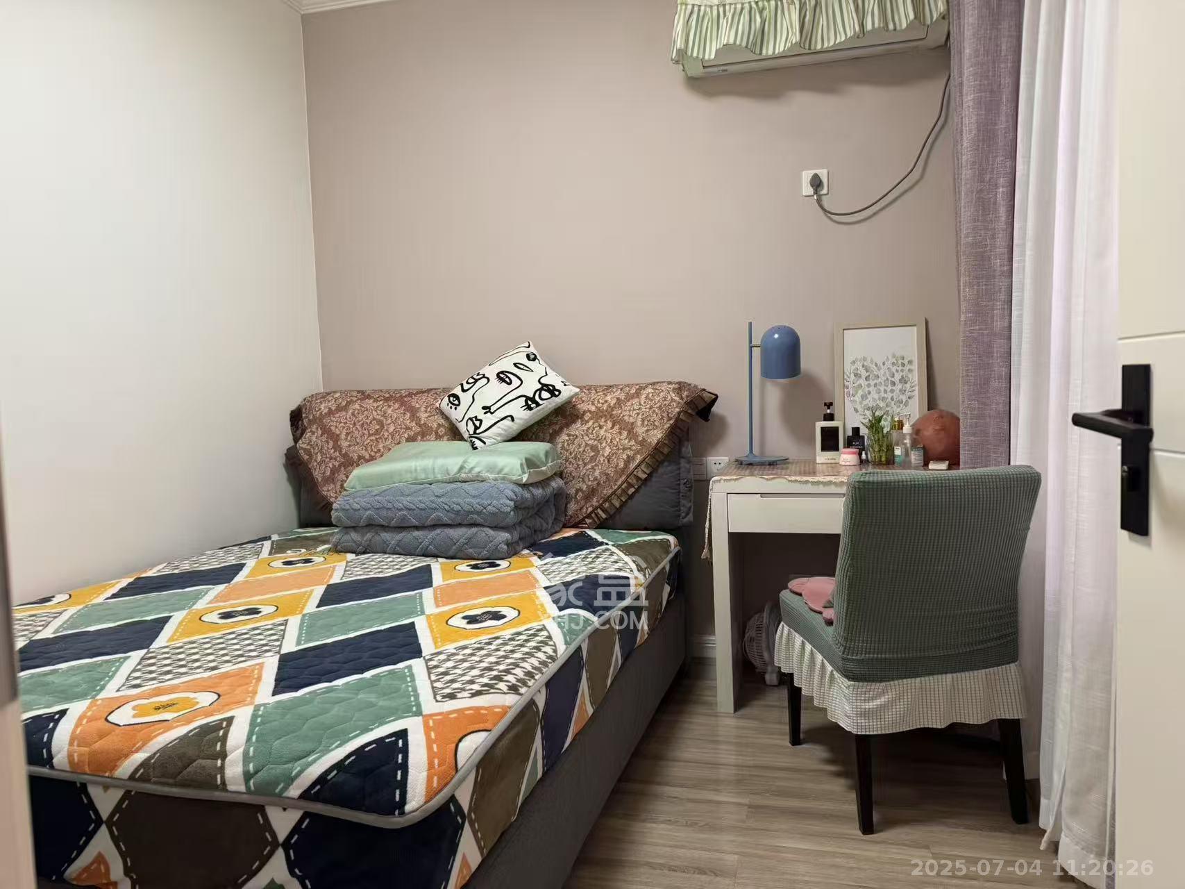 润屋美院  3室2厅2卫    4000.0元/月 润屋美院  3室2厅2卫    4000.0元/月室内图