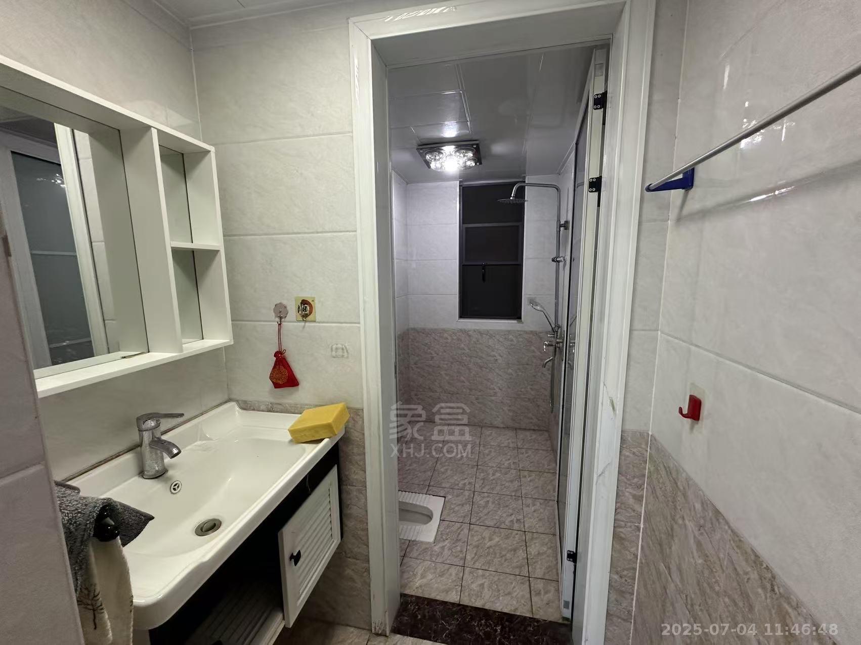 春藤小镇 2室2厅1卫 1500.0元/月 春藤小镇 2室2厅1卫 1500.0元/月室内图