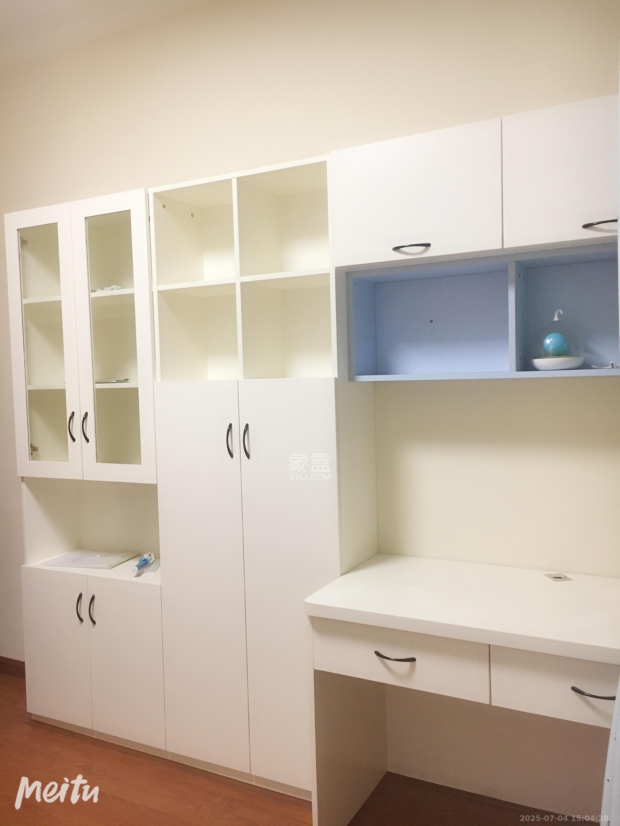 江山帝景哈佛  1室0厅0卫    2400.0元/月 江山帝景哈佛  1室0厅0卫    2400.0元/月室内图