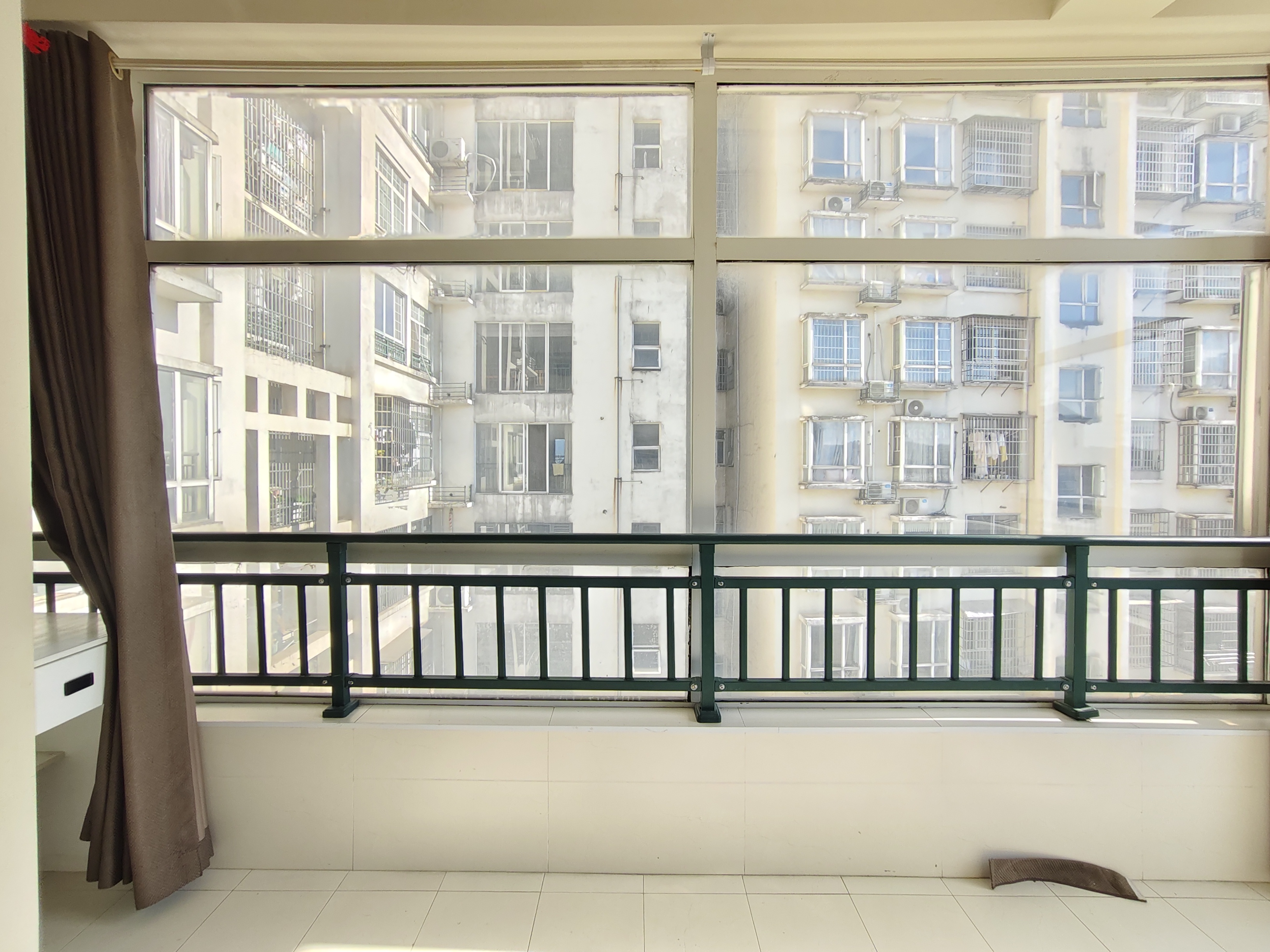 鸿泰国际 2室1厅1卫 1600.0元/月 鸿泰国际 2室1厅1卫 1600.0元/月室内图