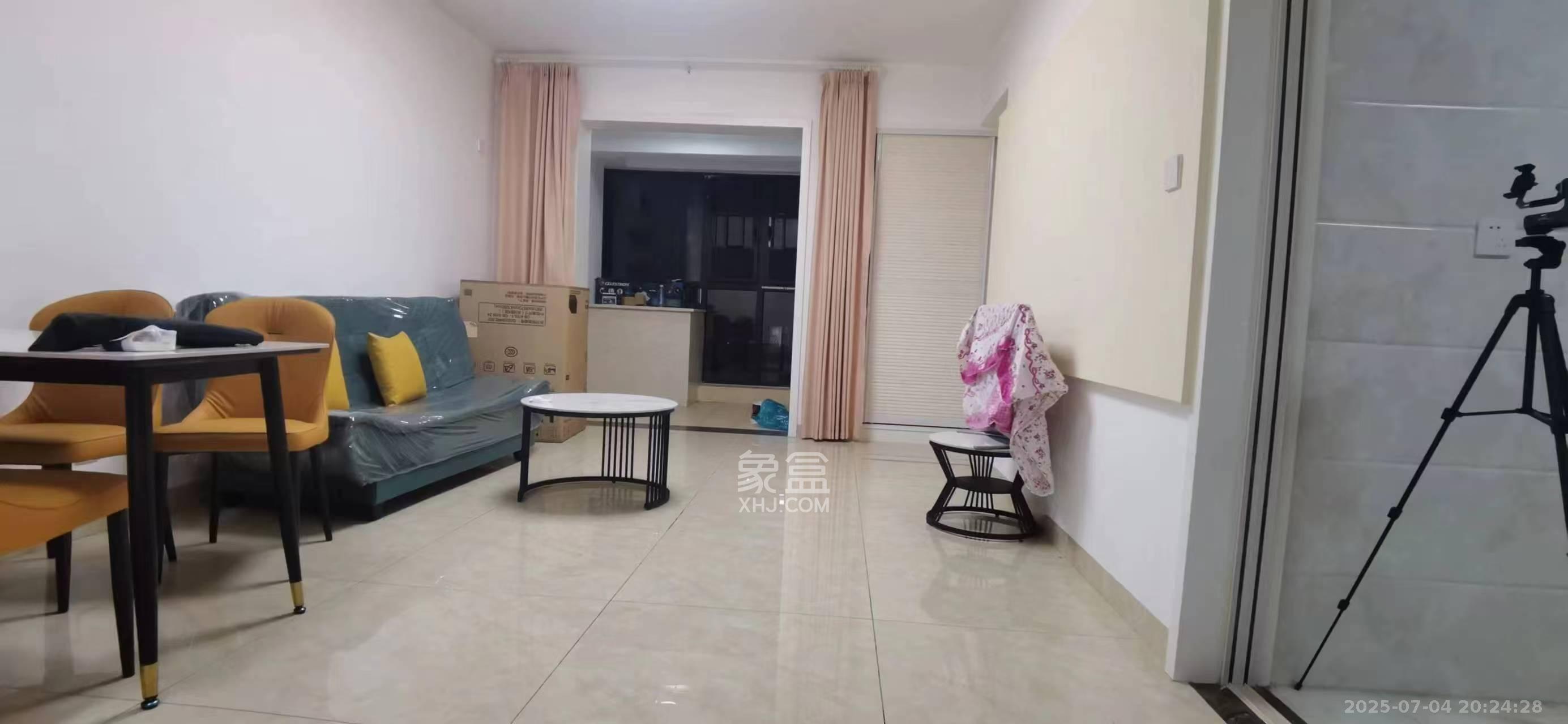 龙湖湘风原著(龙湖湘风星城) 1室2厅1卫 2000.0元/月 龙湖湘风原著(龙湖湘风星城) 1室2厅1卫 2000.0元/月室内图