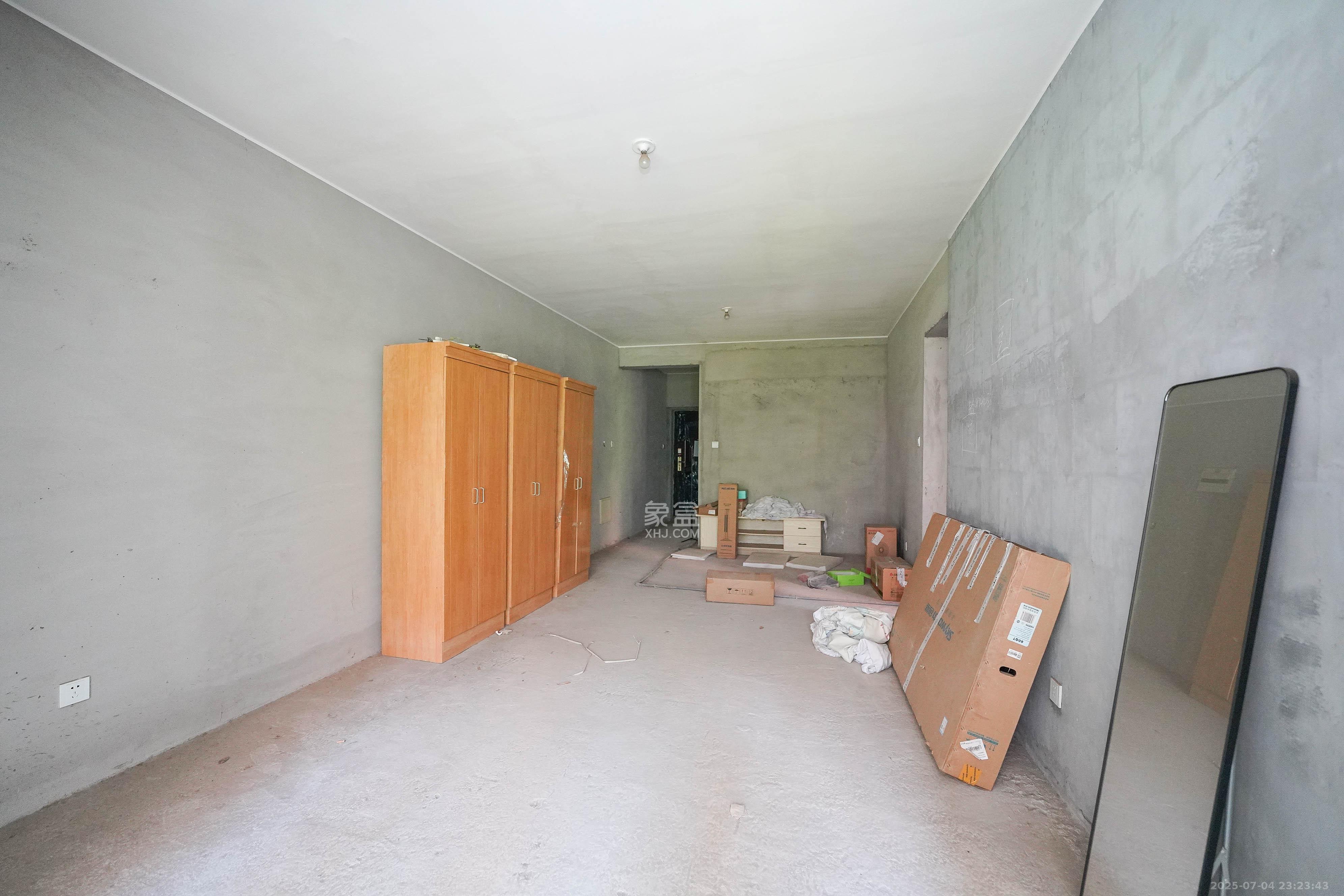 哈佛小镇(五矿哈佛小镇)  3室2厅2卫    49.8万 哈佛小镇(五矿哈佛小镇)  3室2厅2卫    49.8万客厅