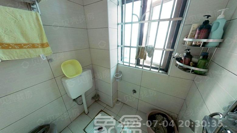 山语城二期  3室2厅1卫   1700.00元/月室内图