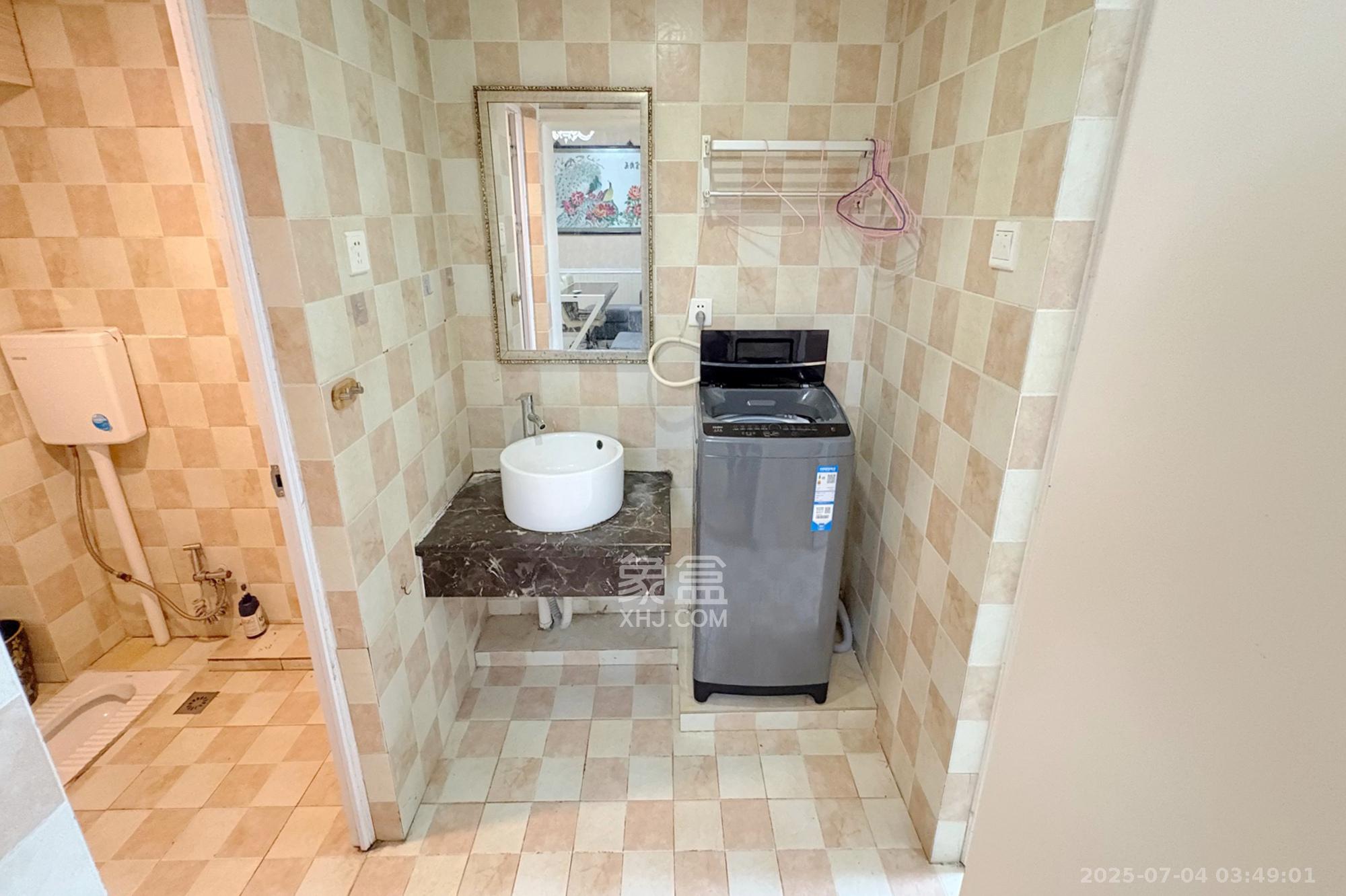 三兴公寓(三兴小区)  2室1厅1卫    48.0万 三兴公寓(三兴小区)  2室1厅1卫    48.0万卫生间