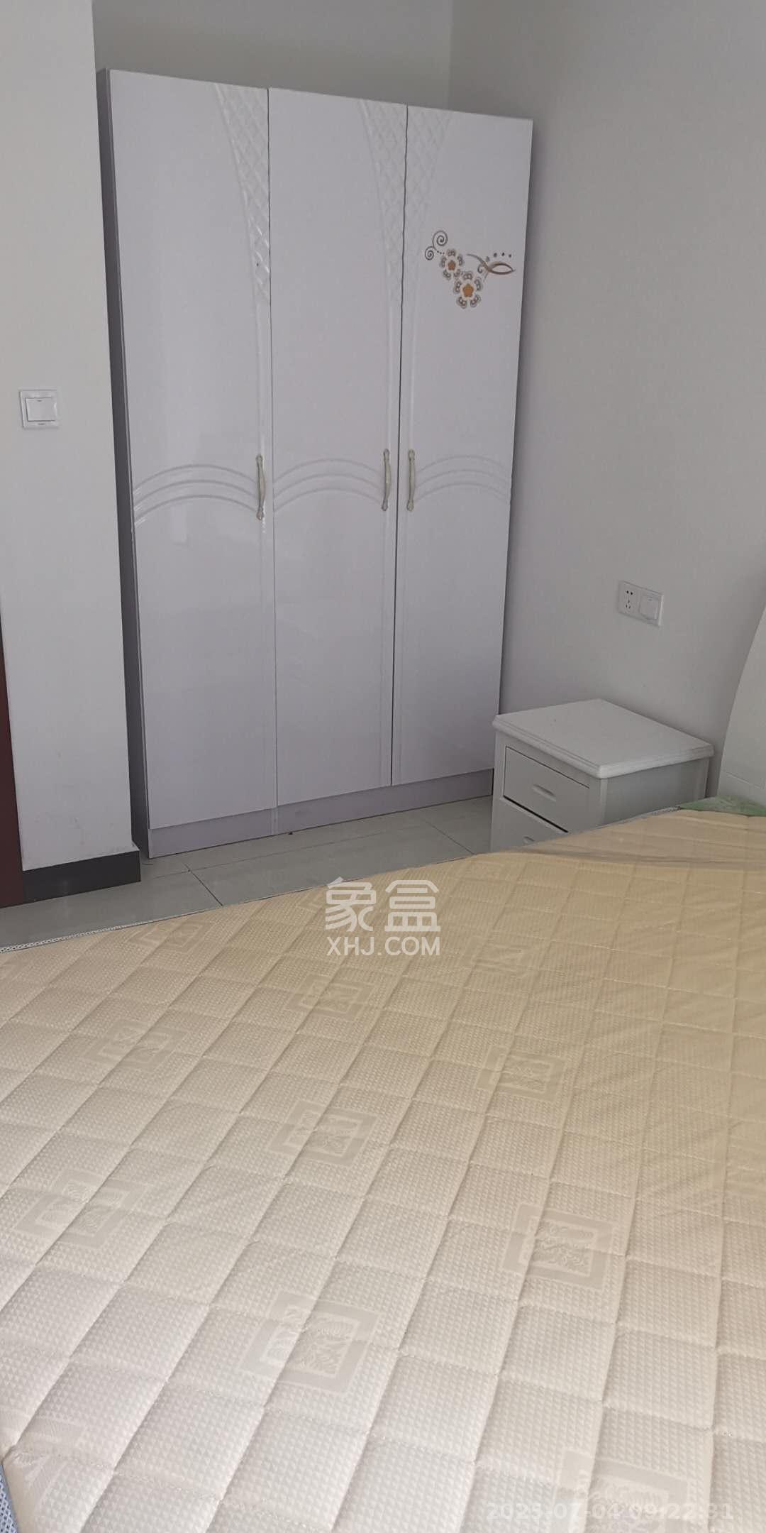 鑫远湘府逸园 3室2厅1卫 2000.0元/月 鑫远湘府逸园 3室2厅1卫 2000.0元/月室内图