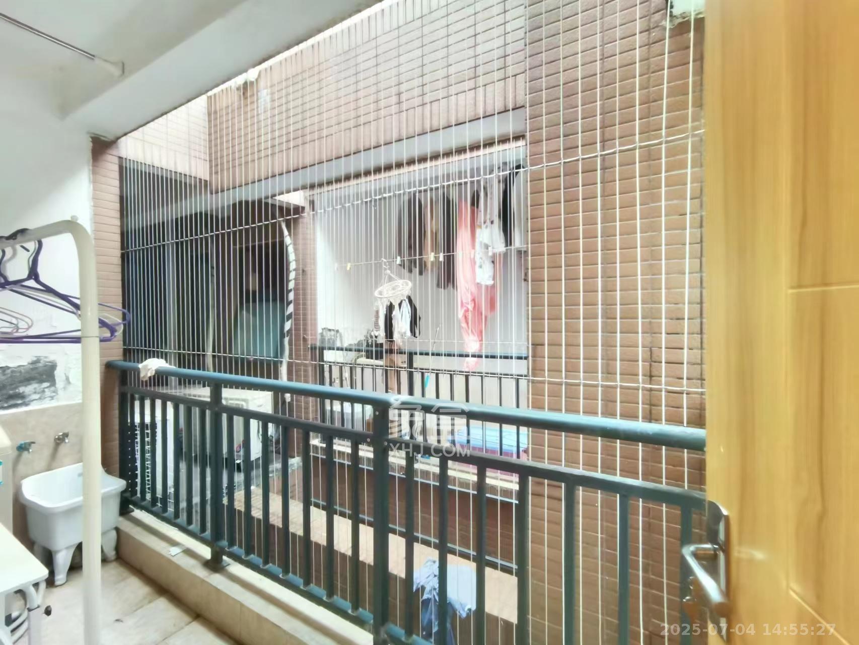 鑫科明珠  2室1厅1卫    2000.0元/月室内图