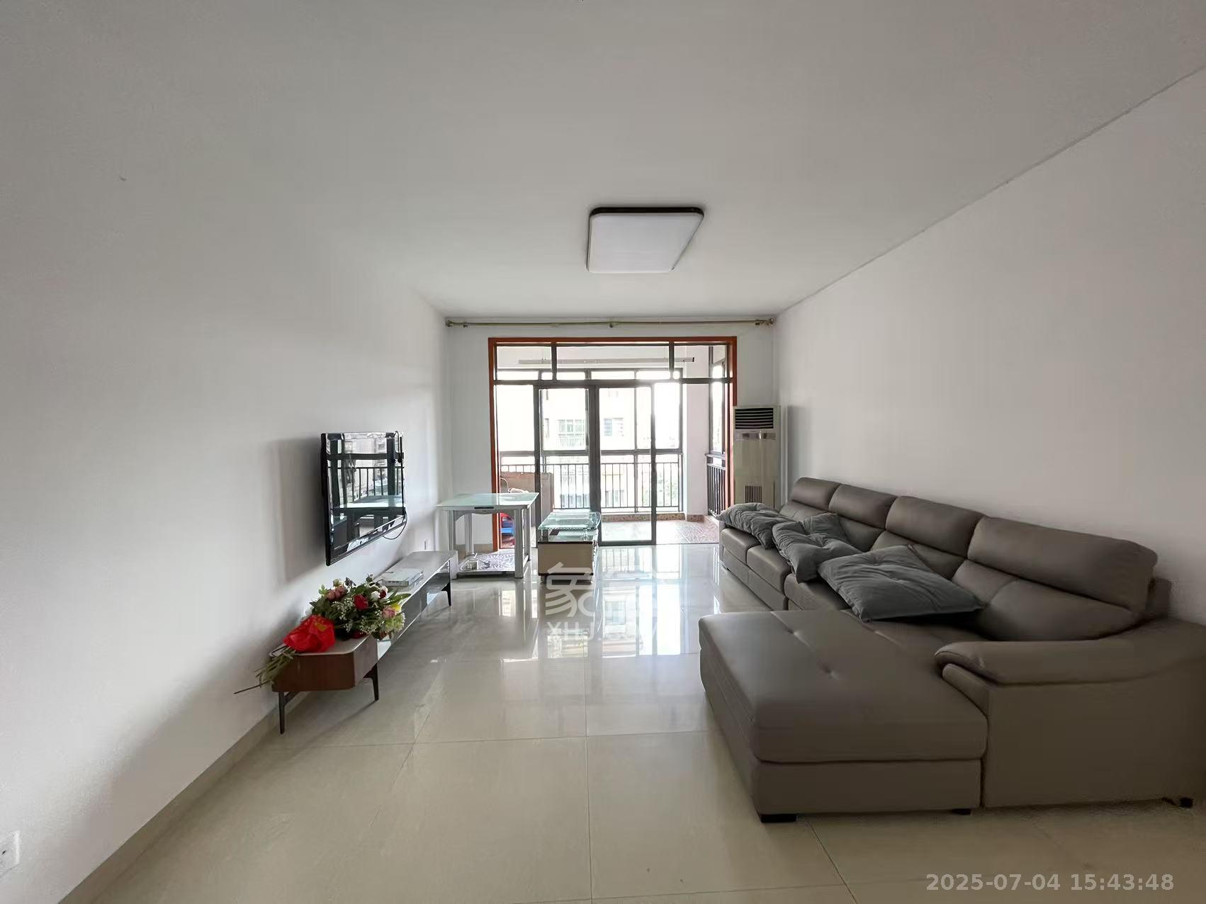 上海城小区  3室2厅1卫    2200.0元/月 上海城小区  3室2厅1卫    2200.0元/月室内图