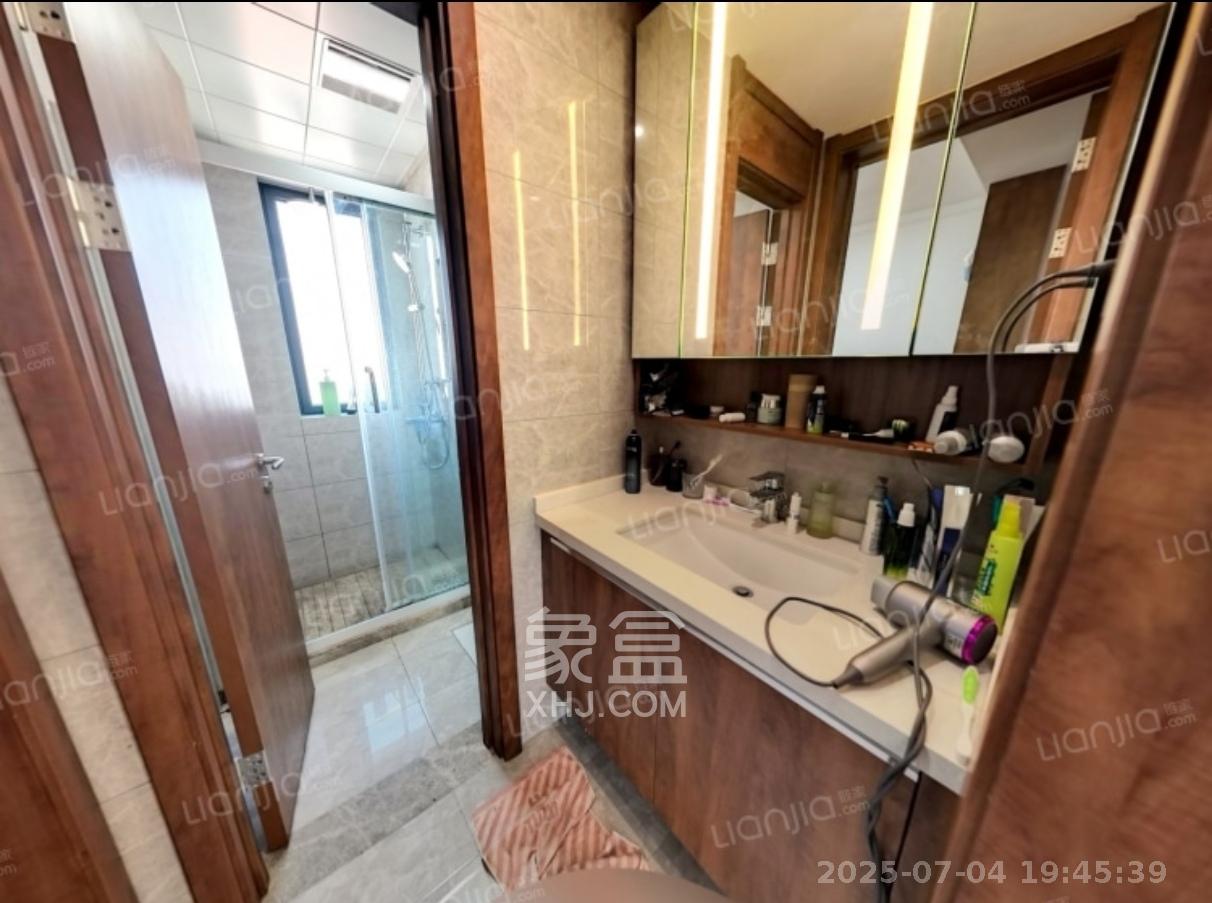 梅溪悦章 4室2厅2卫 3800.0元/月 梅溪悦章 4室2厅2卫 3800.0元/月室内图