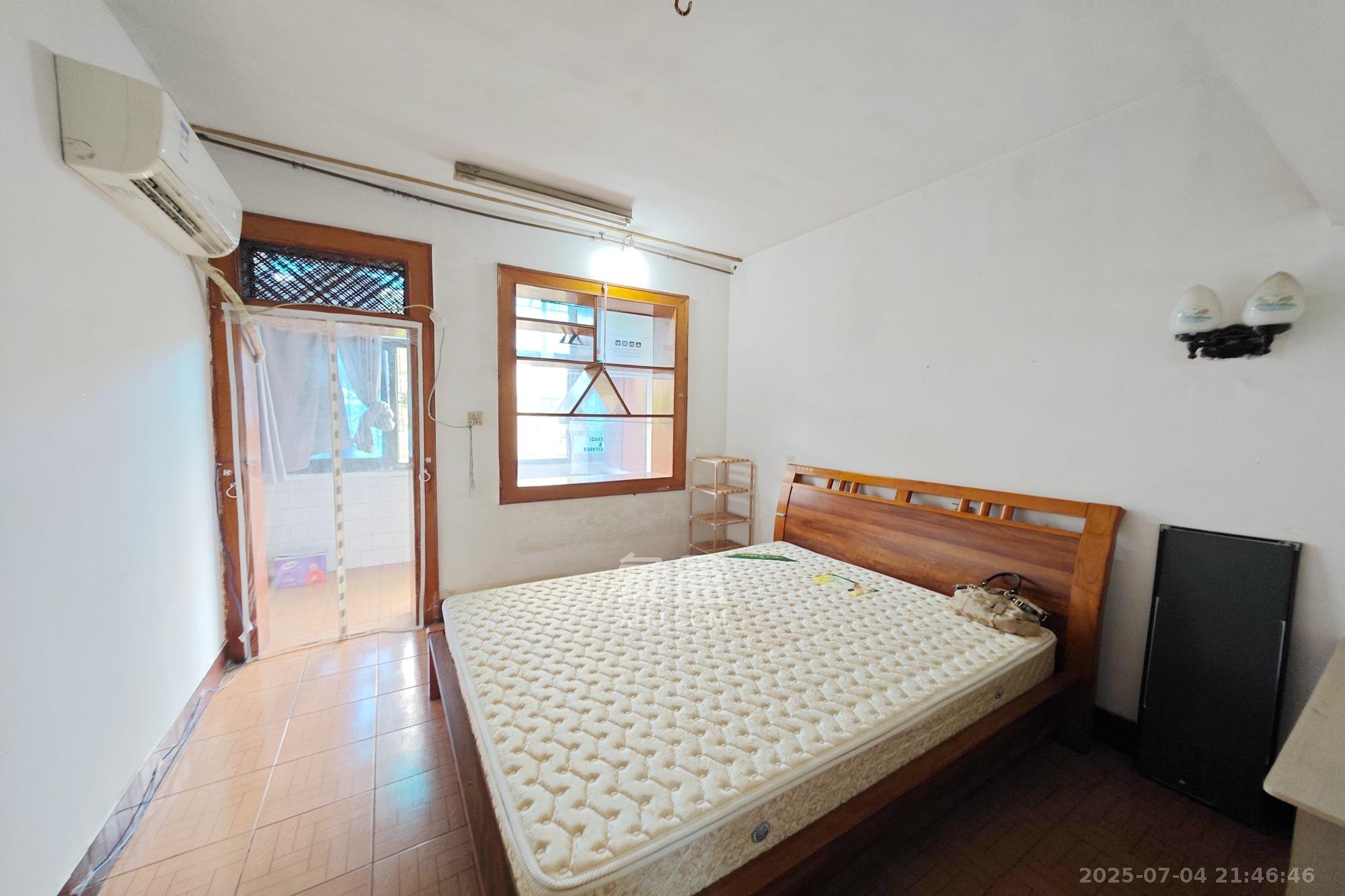 茶园坡社区(原王家冲社区) 2室1厅1卫 29.8万 茶园坡社区(原王家冲社区) 2室1厅1卫 29.8万卧室