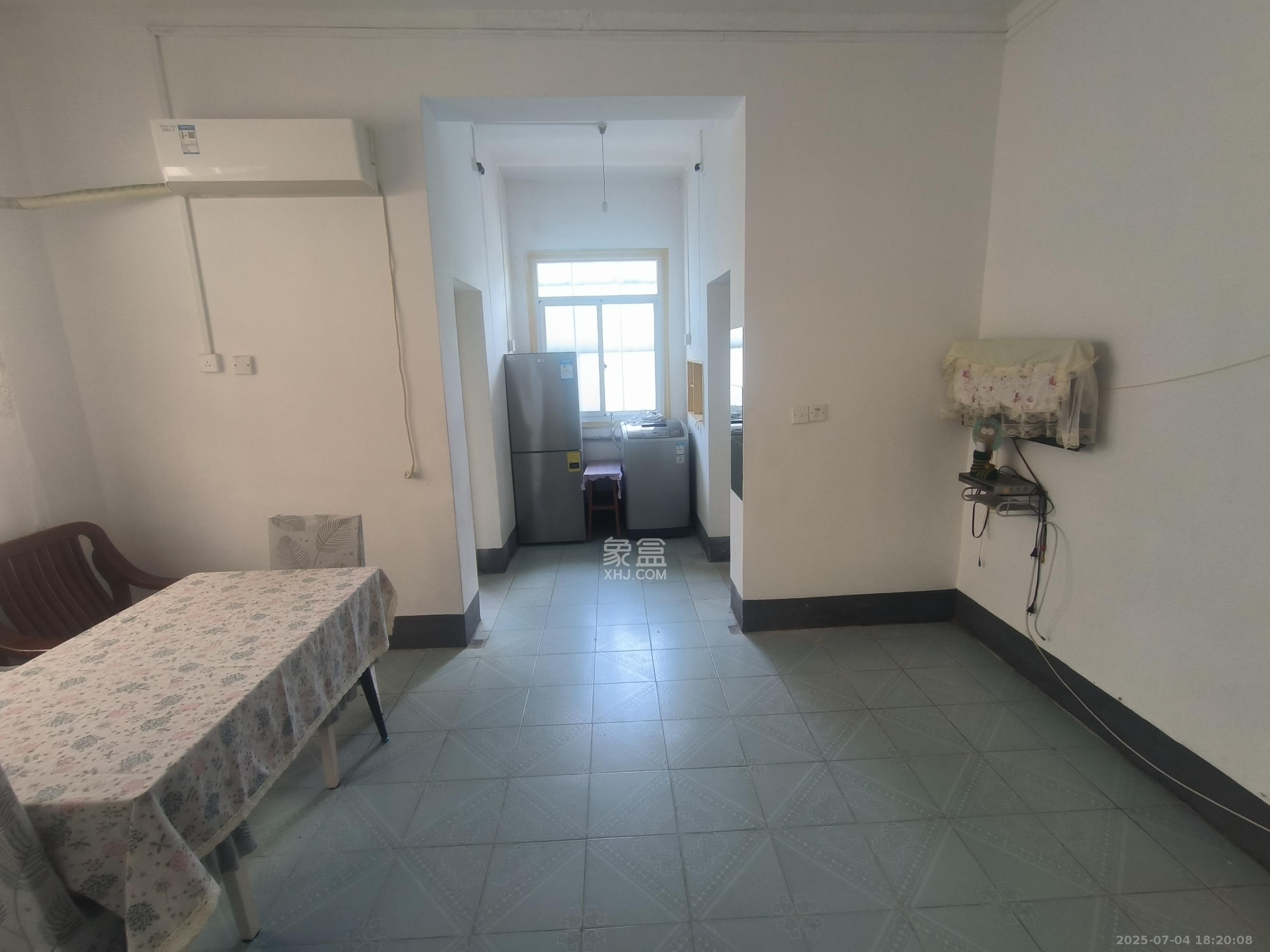 湖南省农业厅  2室1厅1卫    2300.0元/月室内图