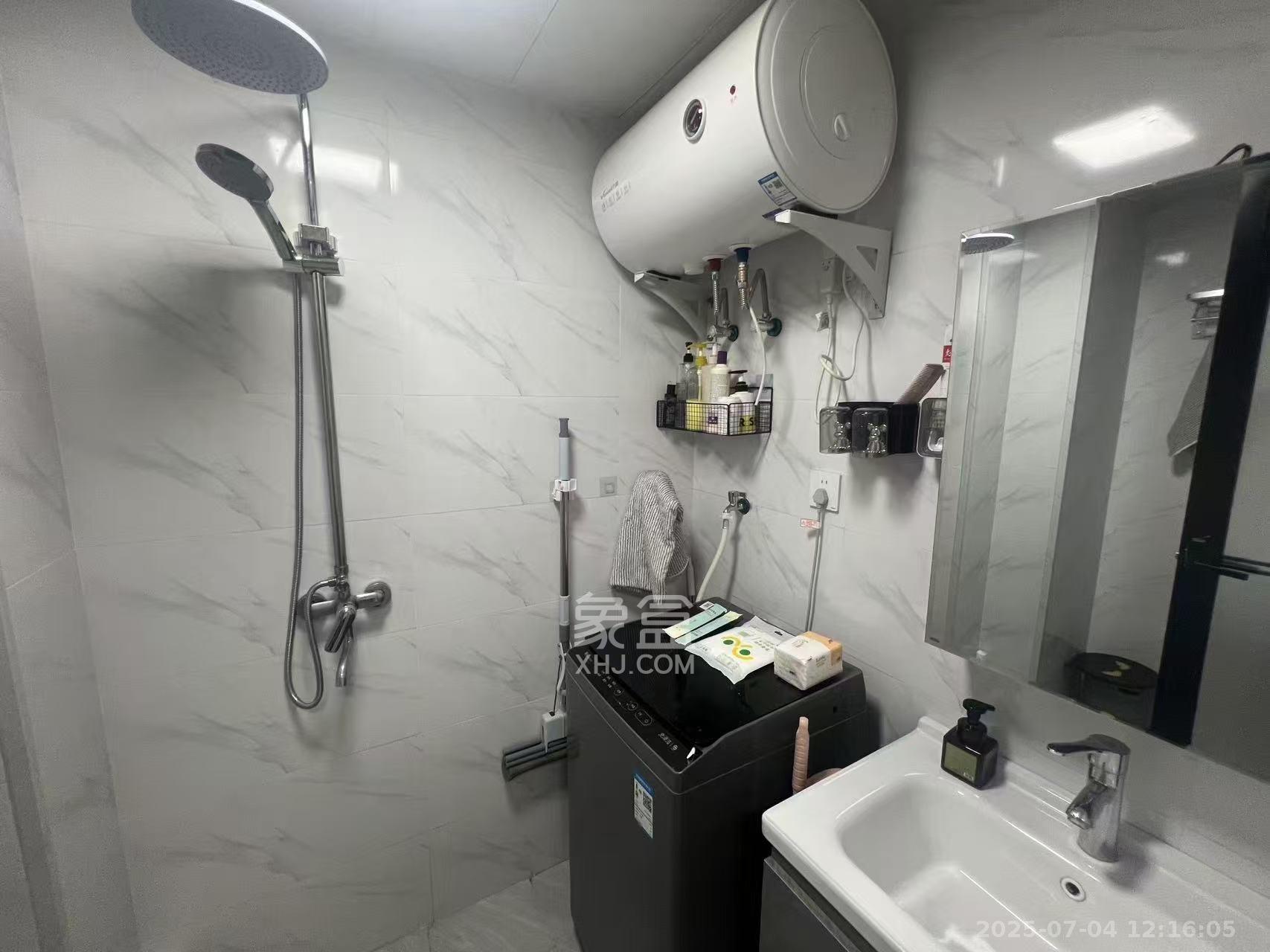 五江天街天寓  1室1厅1卫    1600.0元/月 五江天街天寓  1室1厅1卫    1600.0元/月室内图