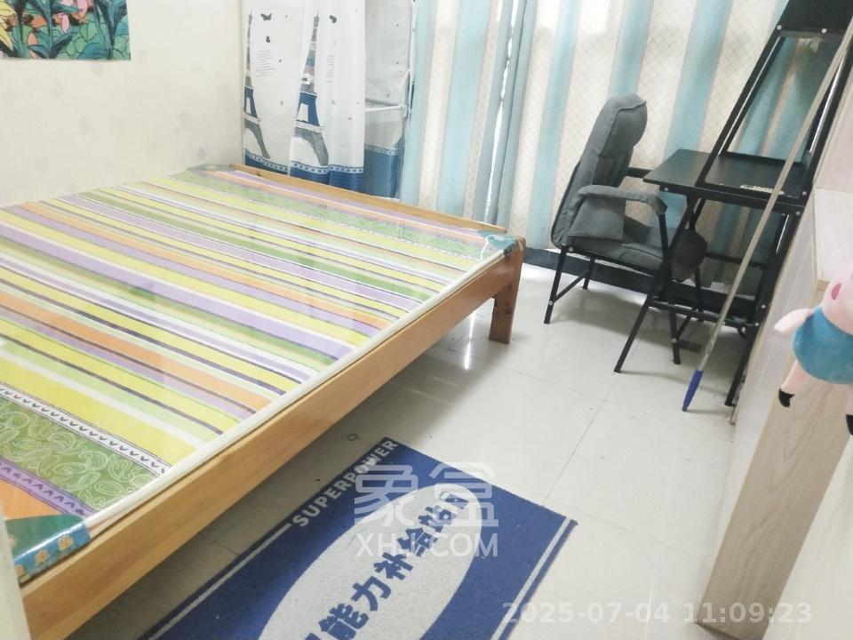 长大彩虹都  2室2厅1卫   1800.00元/月室内图
