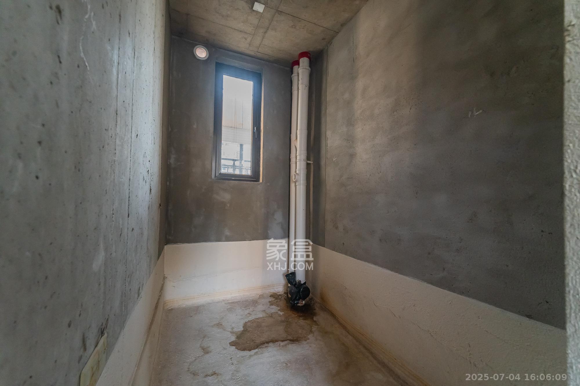 旭辉美的东樾城 3室2厅2卫 70.8万 旭辉美的东樾城 3室2厅2卫 70.8万其他