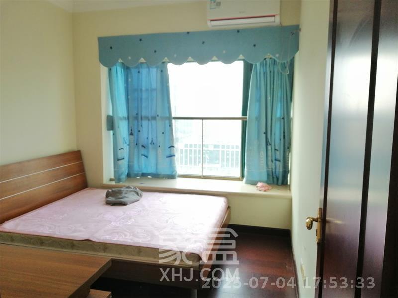 恒大城 3室2厅2卫 2300.0元/月 恒大城 3室2厅2卫 2300.0元/月室内图