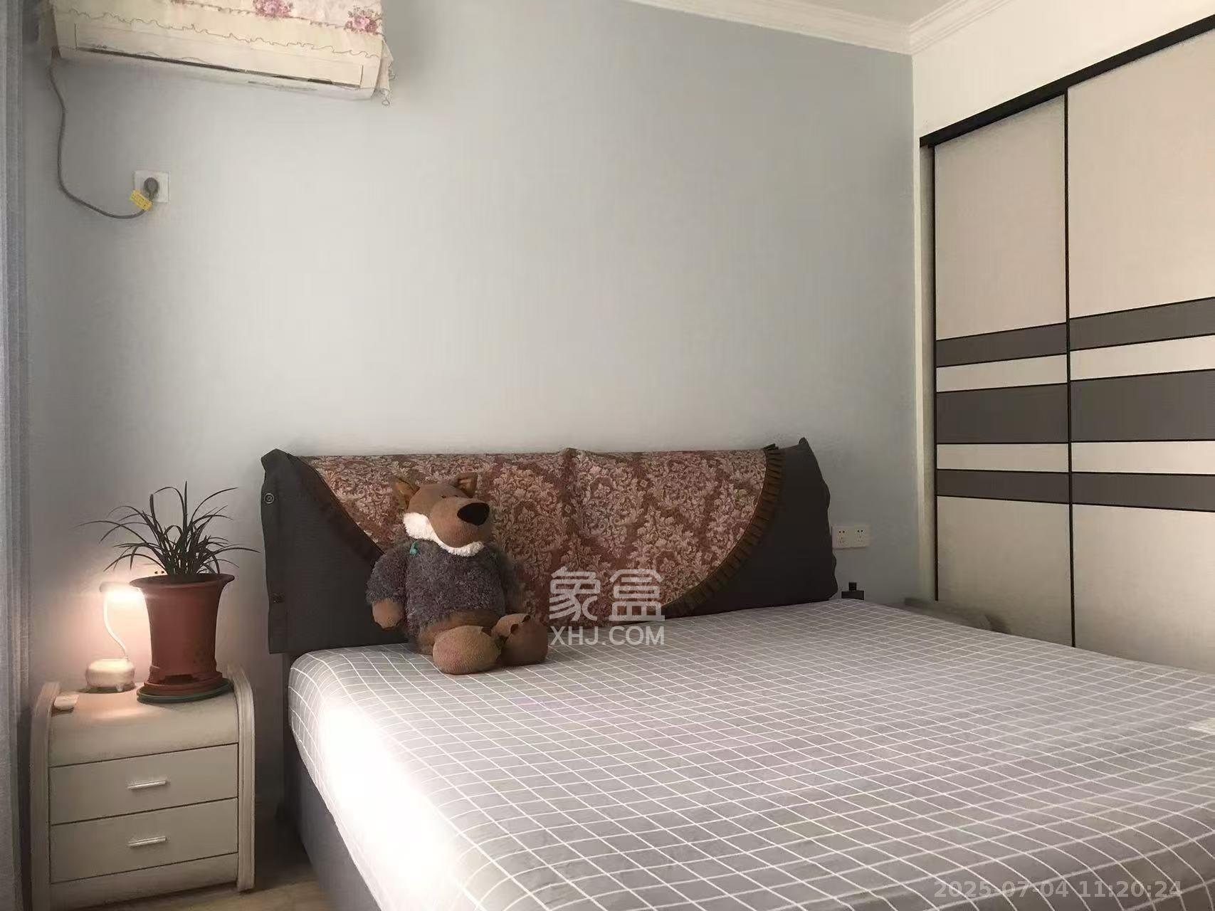 润屋美院  3室2厅2卫    4000.0元/月 润屋美院  3室2厅2卫    4000.0元/月室内图