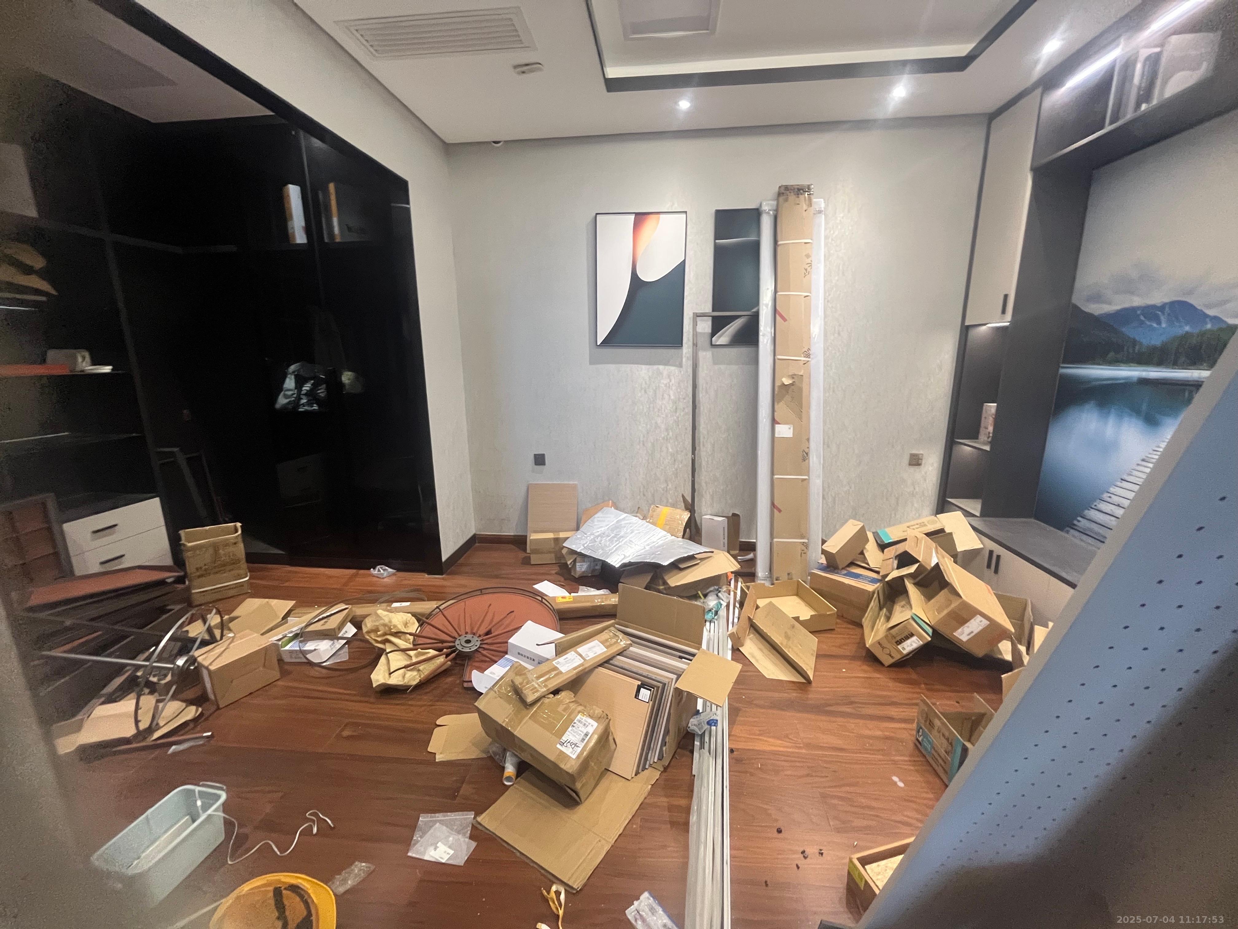 喜盈门范城   114.0㎡      10000.0元/月室内图