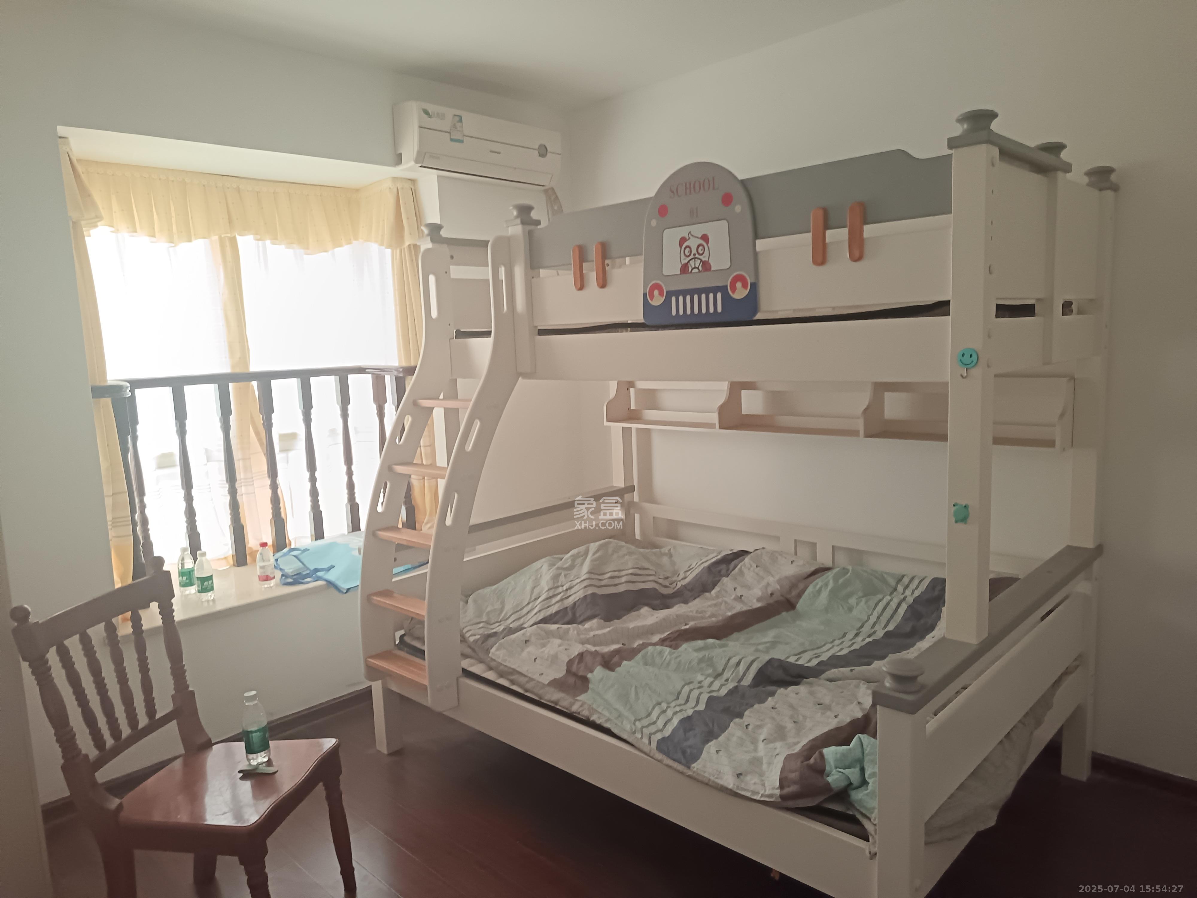 晶华美地  3室2厅1卫   2200.00元/月室内图