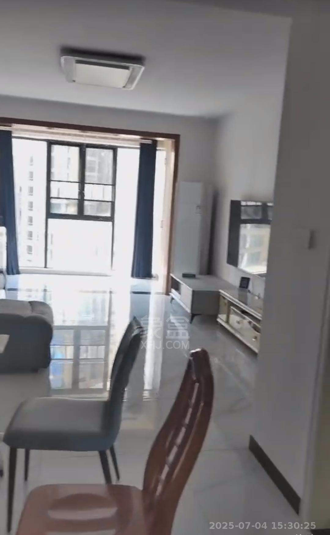 体育新城 4室2厅2卫 2300.0元/月 体育新城 4室2厅2卫 2300.0元/月室内图