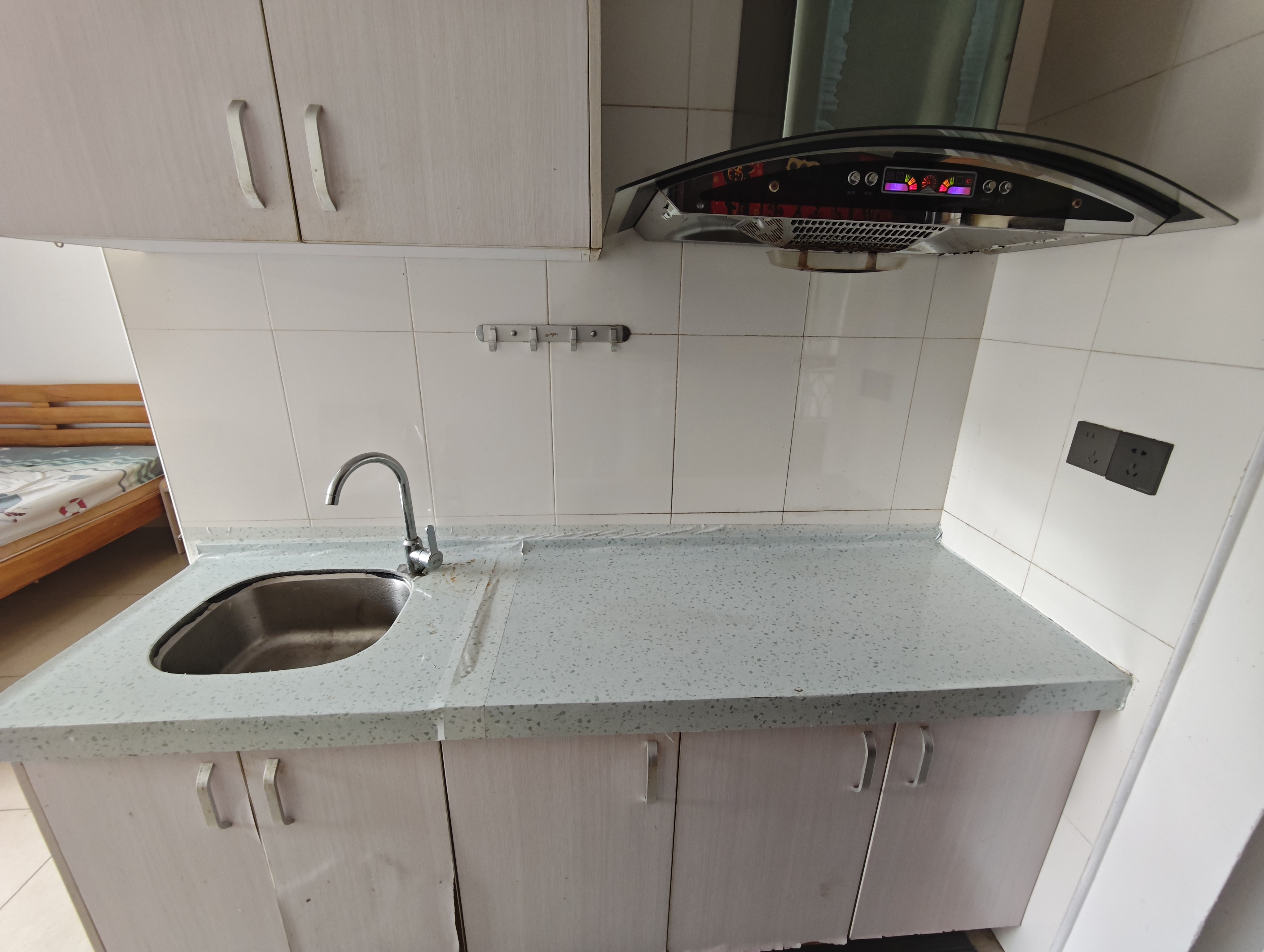 听海南国印象 1室0厅1卫 1100.0元/月 听海南国印象 1室0厅1卫 1100.0元/月室内图