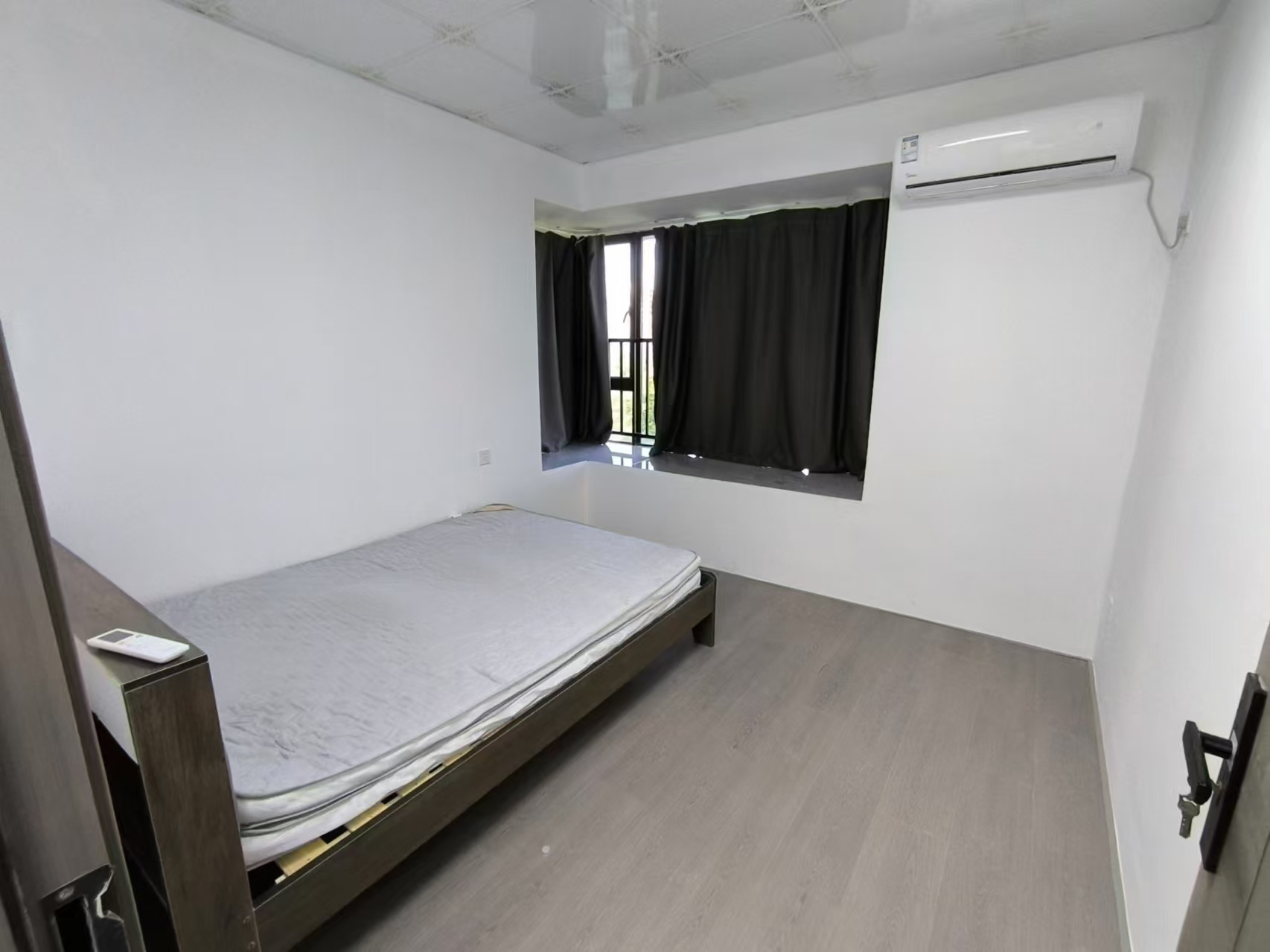 世茂璀璨时代 2室1厅1卫 2000.0元/月 世茂璀璨时代 2室1厅1卫 2000.0元/月室内图