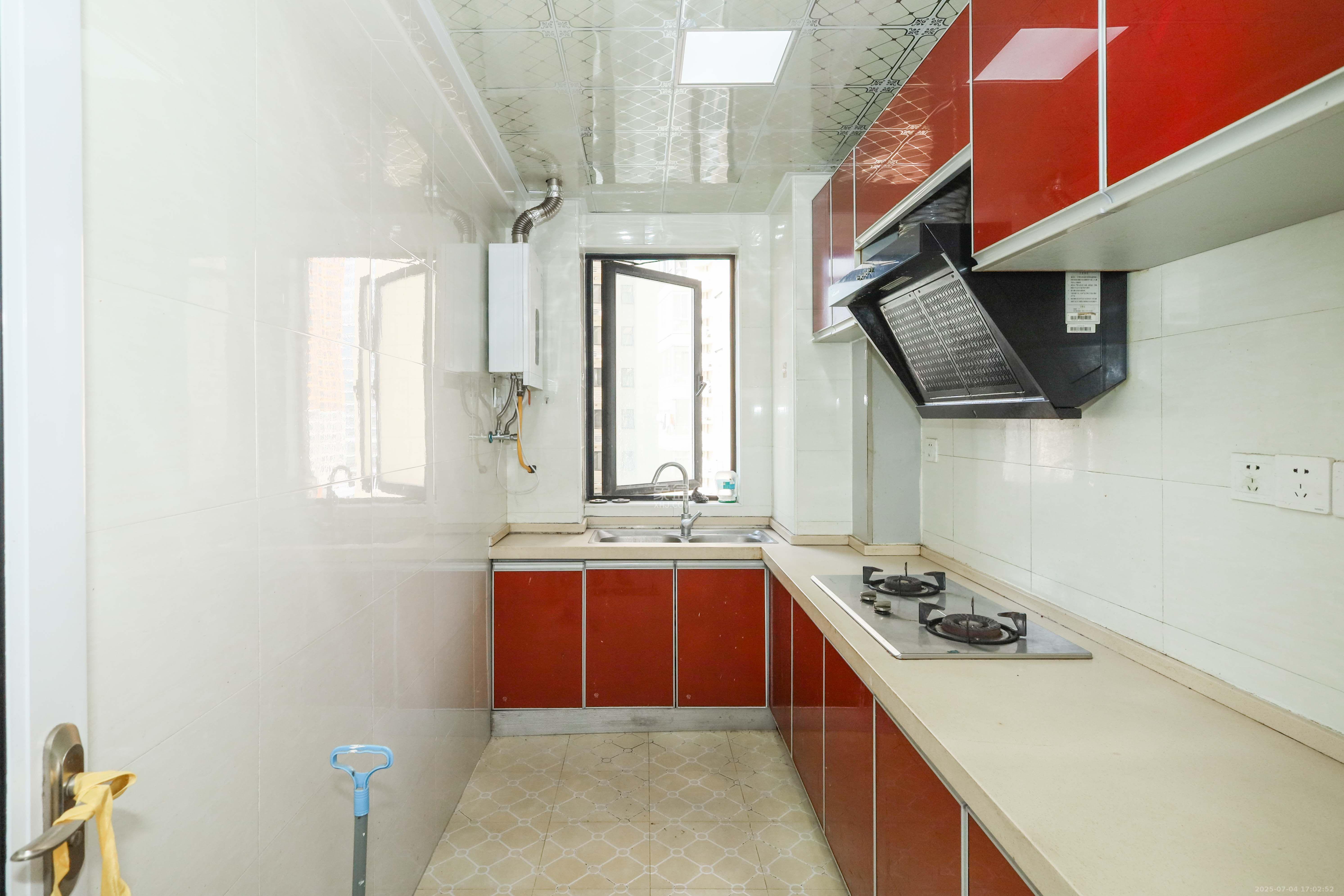 好莱城(弘德西街) 2室2厅1卫 2200.0元/月 好莱城(弘德西街) 2室2厅1卫 2200.0元/月室内图