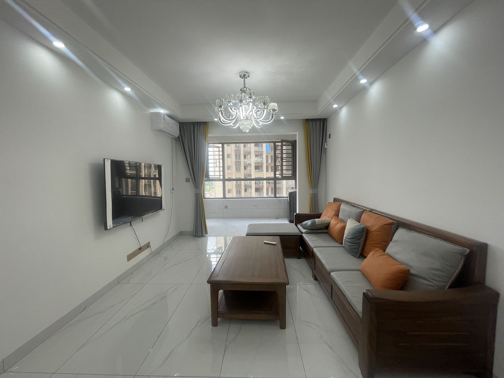 恩祥新城  3室1厅1卫    3800.0元/月 恩祥新城  3室1厅1卫    3800.0元/月室内图