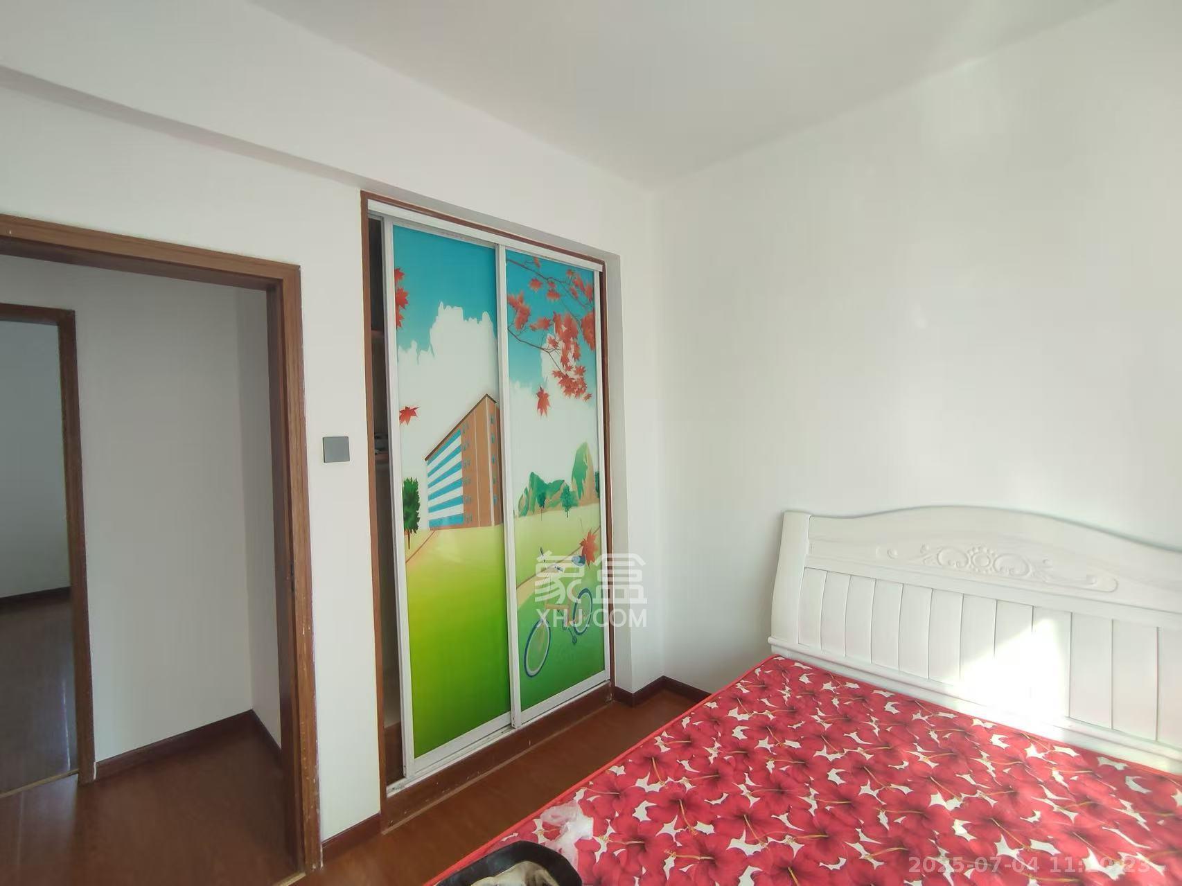 新城新世界一二三期 4室2厅1卫 3000.0元/月 新城新世界一二三期 4室2厅1卫 3000.0元/月室内图