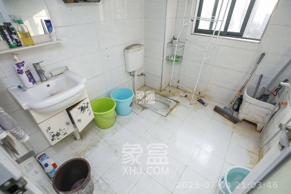 诚兴园  3室2厅1卫   2000.00元/月室内图