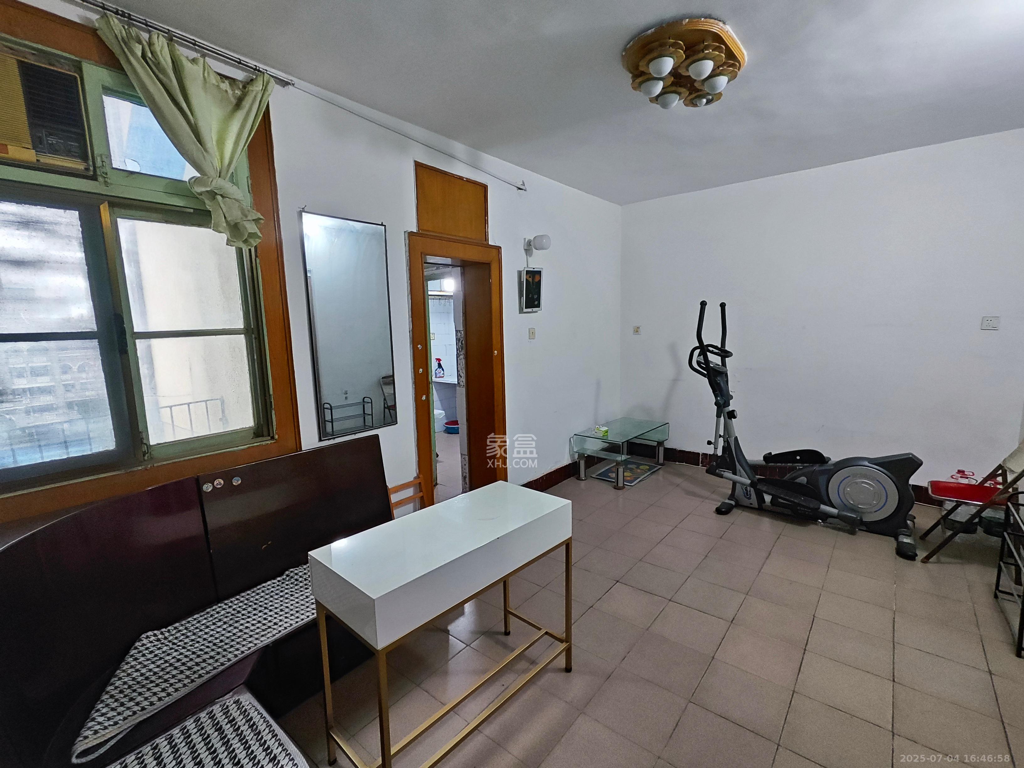 周南中学宿舍 2室1厅1卫 1500.0元/月 周南中学宿舍 2室1厅1卫 1500.0元/月室内图