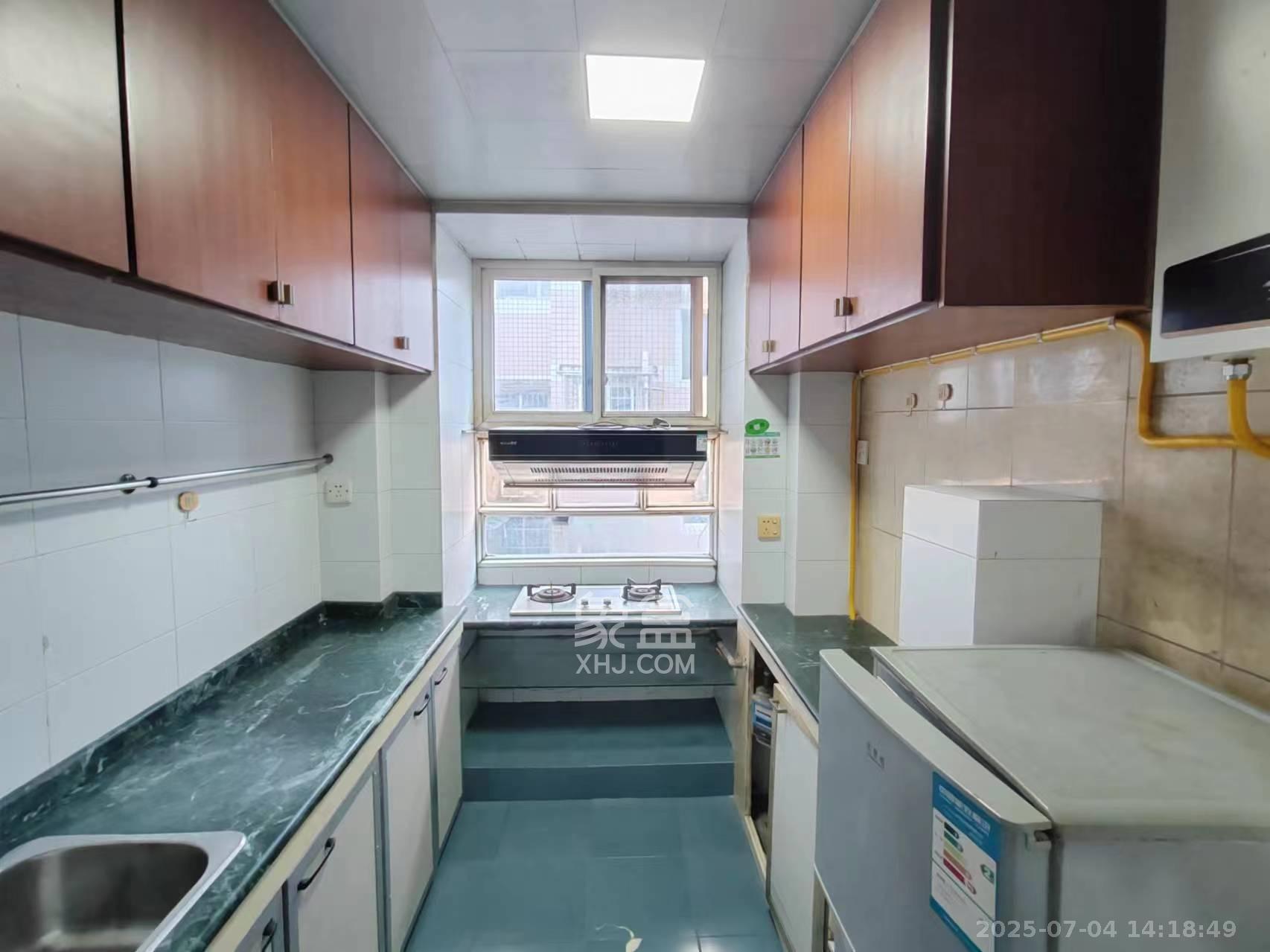 新世界商贸城  2室1厅1卫    2000.0元/月 新世界商贸城  2室1厅1卫    2000.0元/月室内图