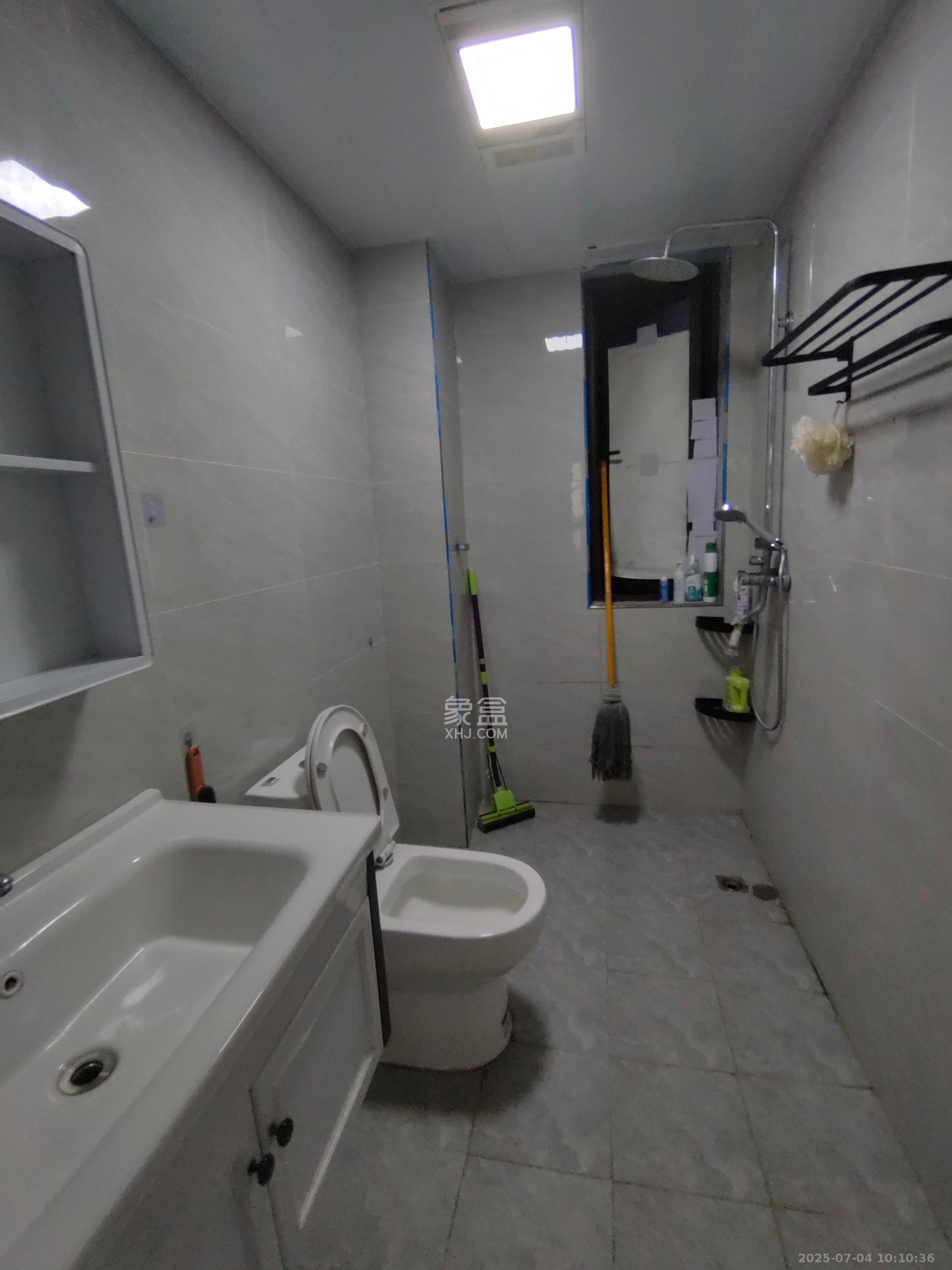 龙湖璟宸原著(龙湖紫宸) 1室0厅0卫 1800.0元/月 龙湖璟宸原著(龙湖紫宸) 1室0厅0卫 1800.0元/月室内图