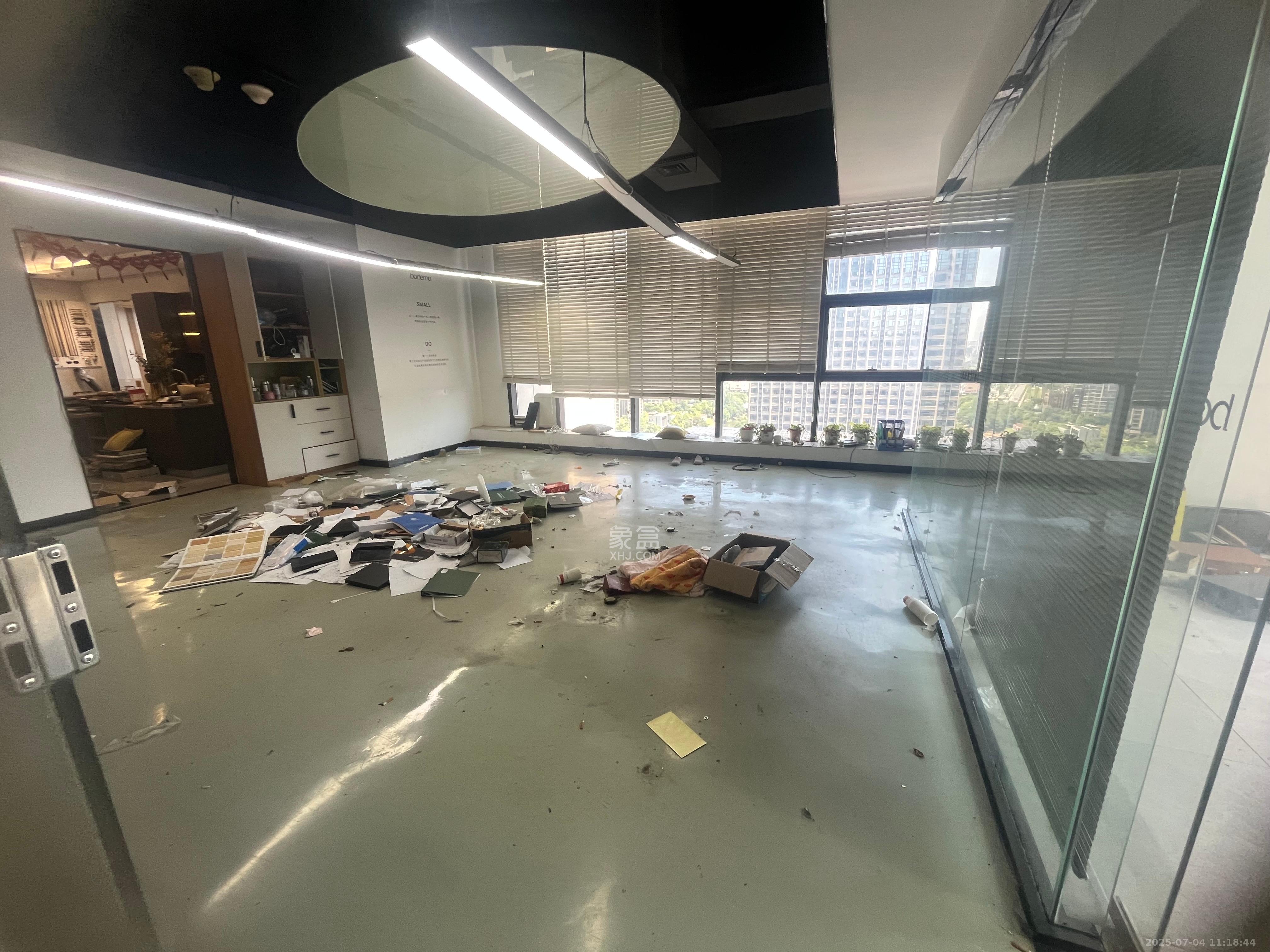 喜盈门范城   114.0㎡      10000.0元/月室内图