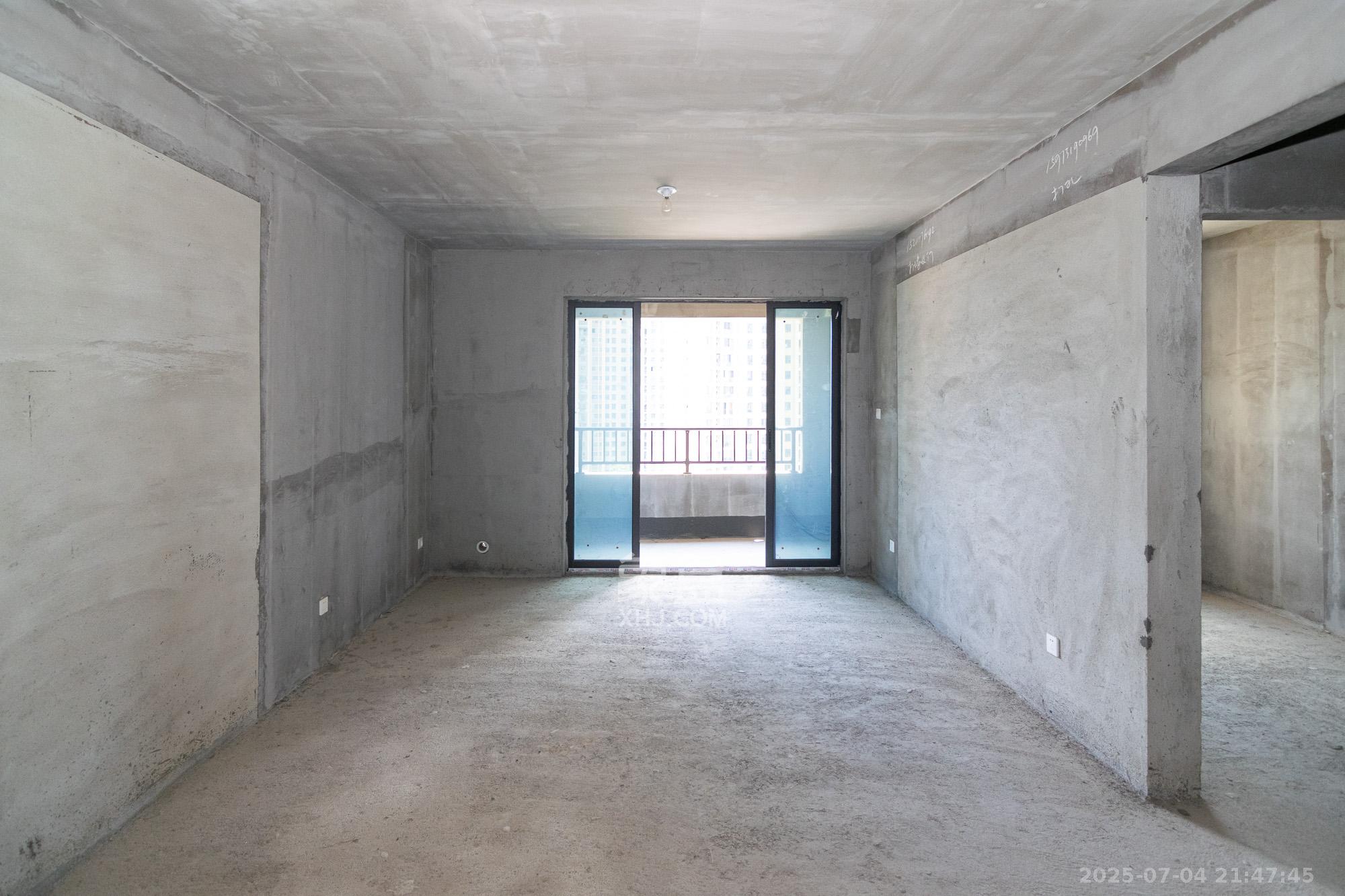 长房星珑湾 3室2厅1卫 48.0万 长房星珑湾 3室2厅1卫 48.0万客厅