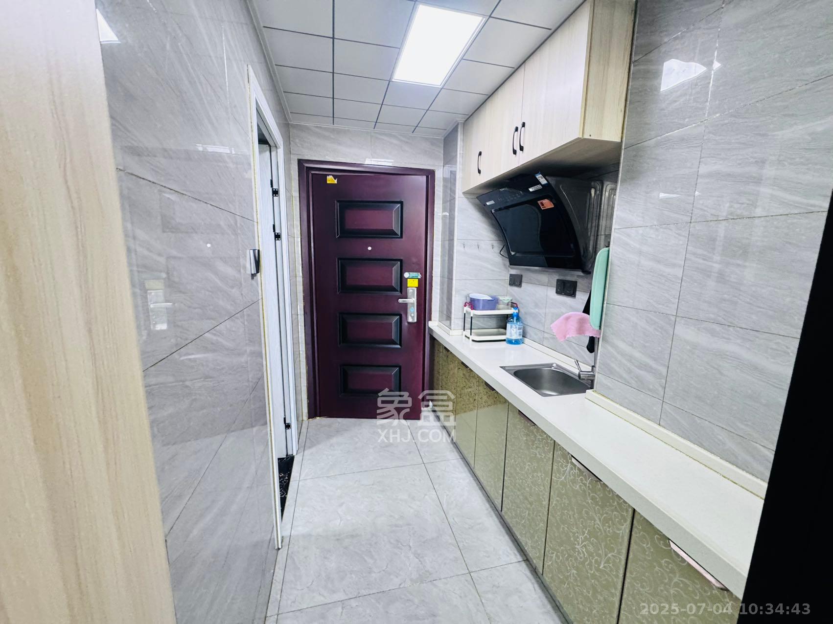 创世纪广场 1室1厅1卫 1500.0元/月 创世纪广场 1室1厅1卫 1500.0元/月室内图