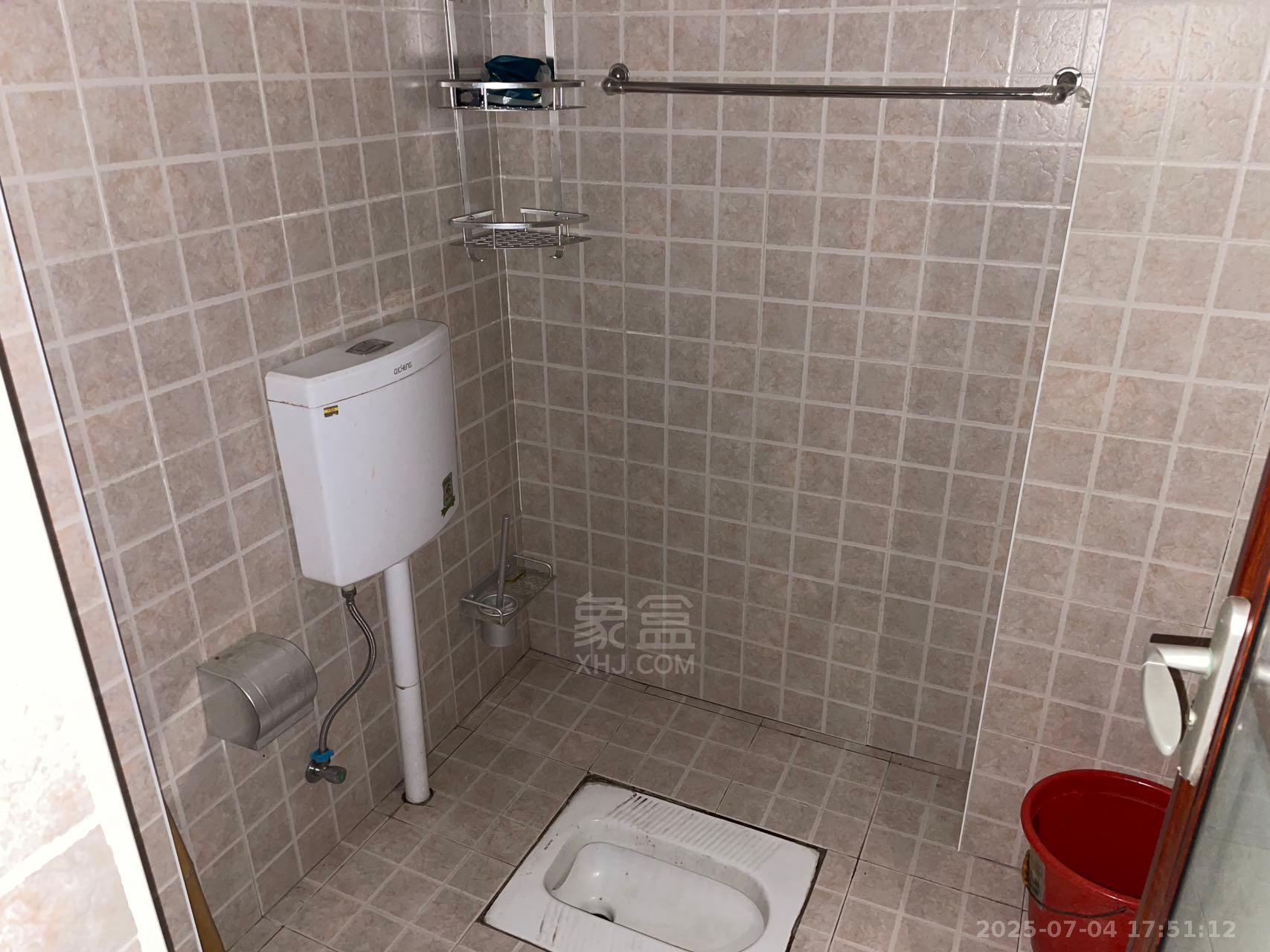 庐山春天 1室1厅1卫 1300.0元/月 庐山春天 1室1厅1卫 1300.0元/月室内图