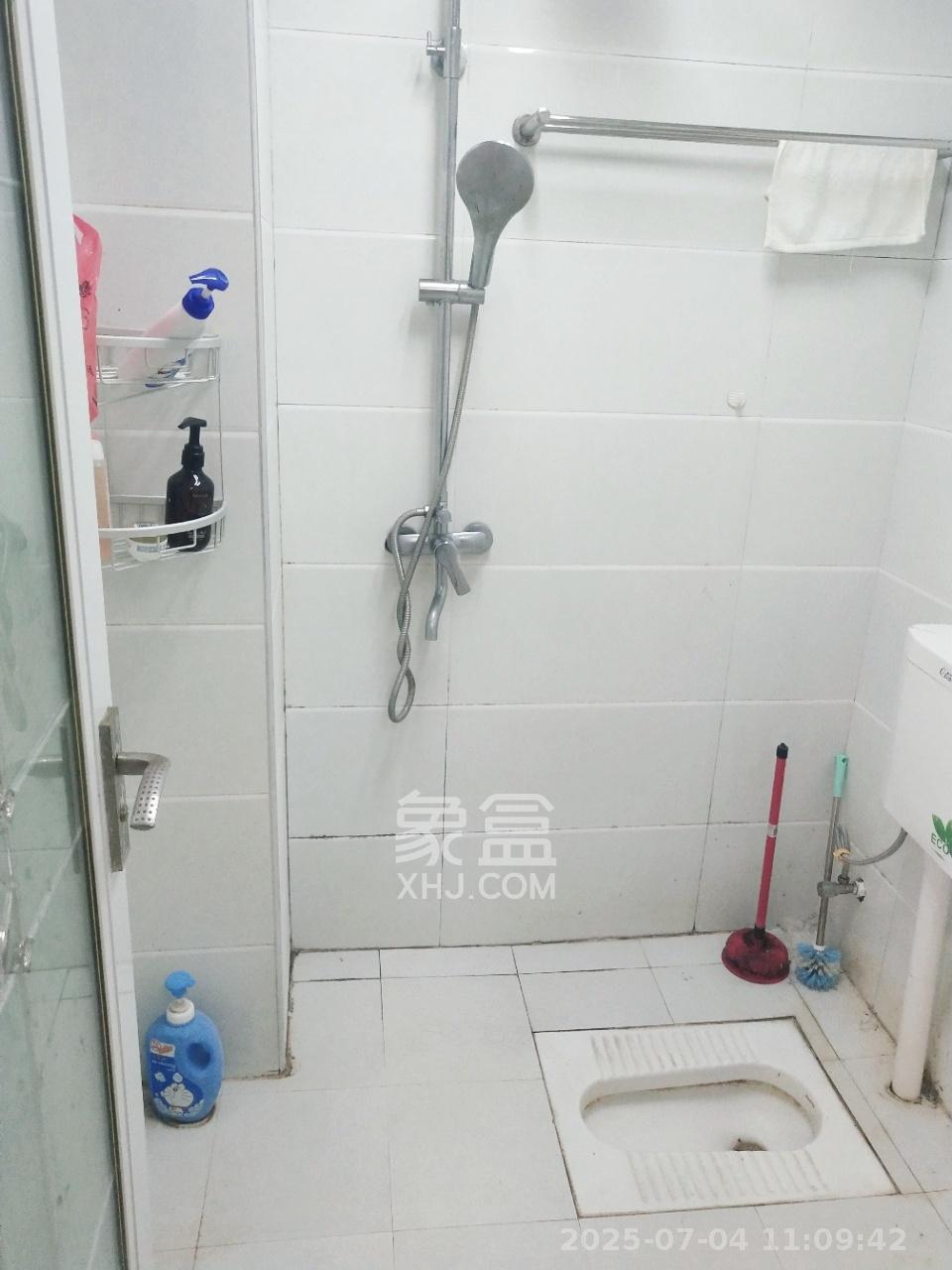 长大彩虹都  2室2厅1卫   1800.00元/月室内图