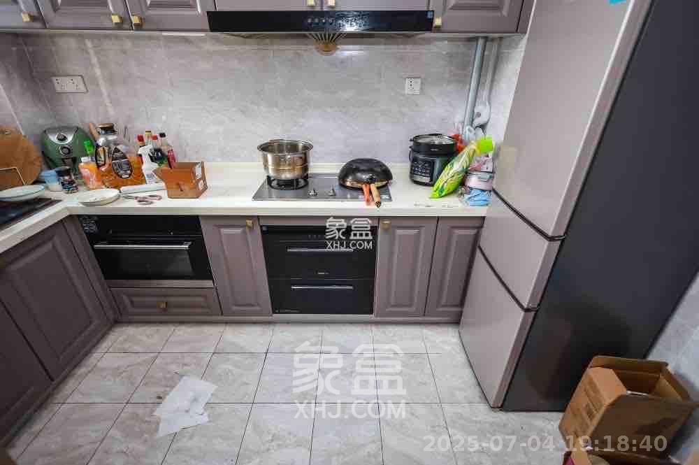 金地中交麓谷香颂(金地中交雅苑) 3室2厅2卫 3350.0元/月 金地中交麓谷香颂(金地中交雅苑) 3室2厅2卫 3350.0元/月室内图