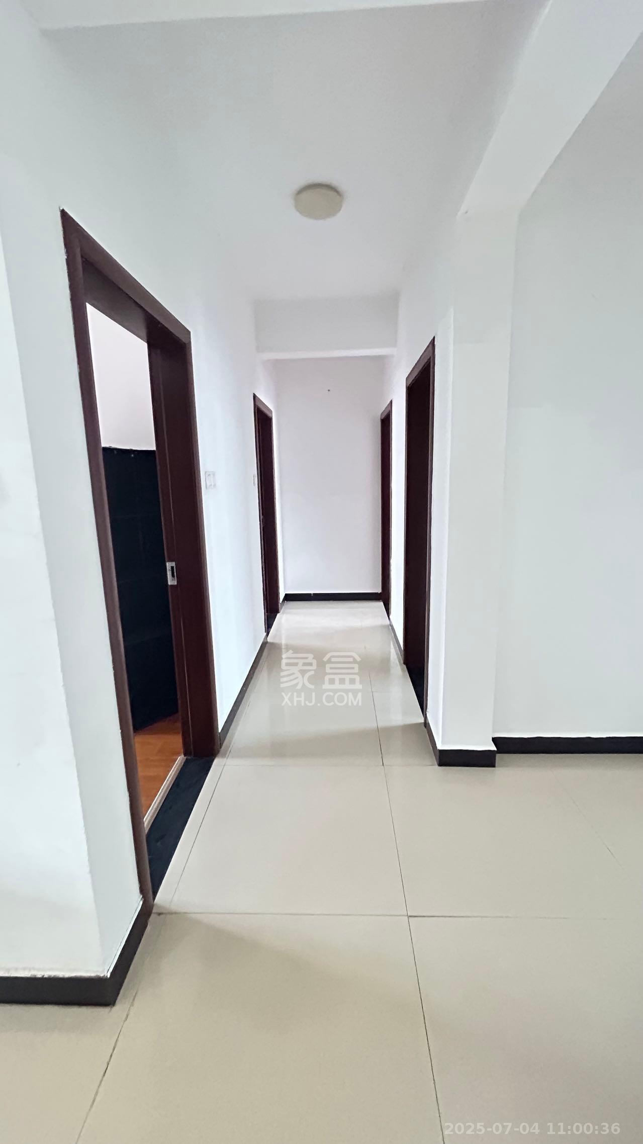 和美星城  4室2厅2卫    2200.0元/月 和美星城  4室2厅2卫    2200.0元/月