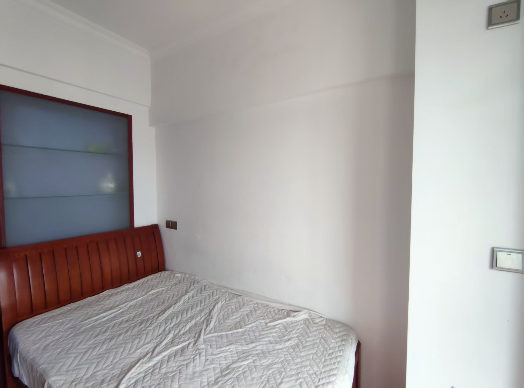 中建国际大厦 2室2厅1卫 1600.0元/月 中建国际大厦 2室2厅1卫 1600.0元/月室内图