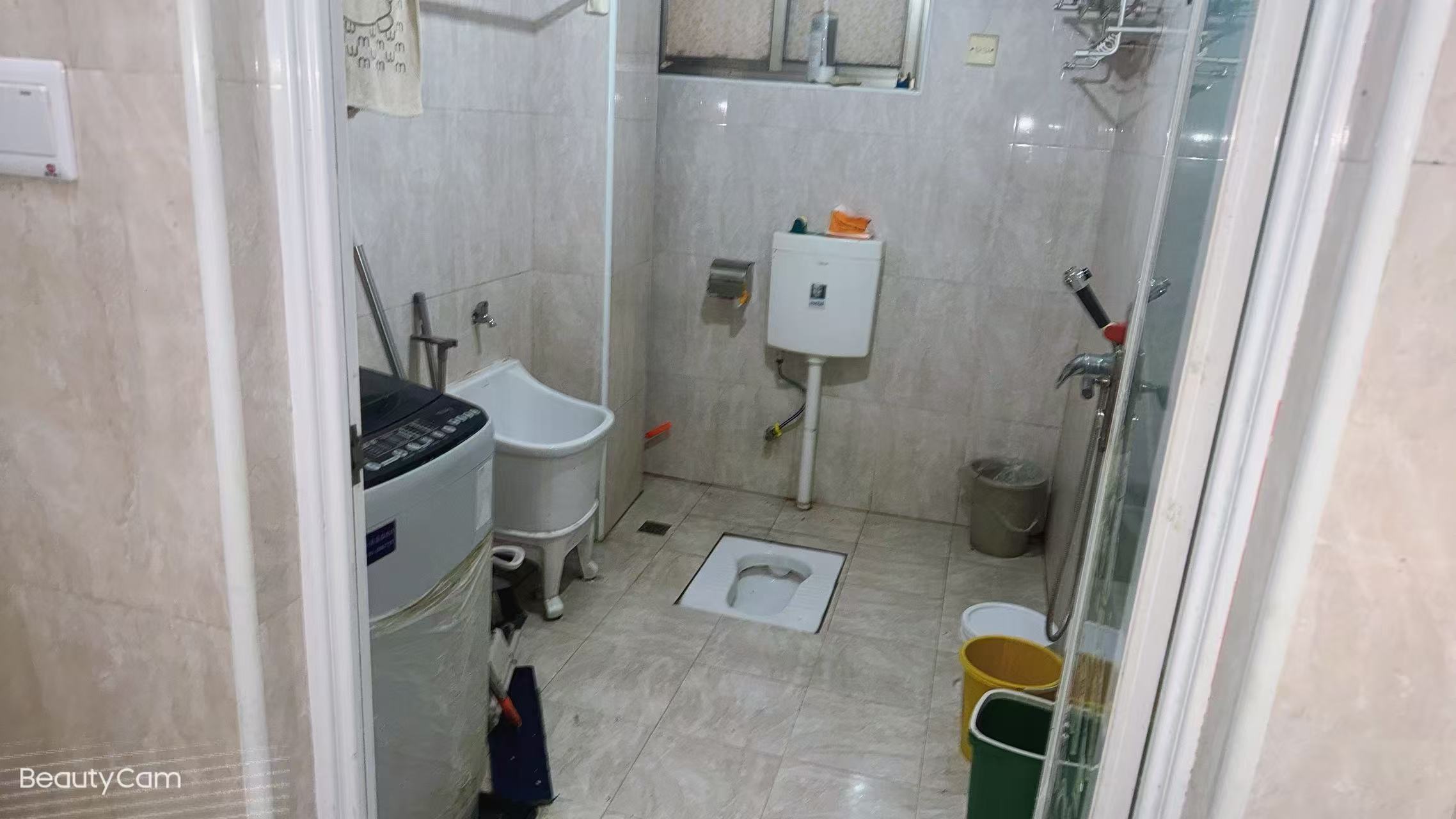 永兴阁A座 3室2厅2卫 1700.0元/月 永兴阁A座 3室2厅2卫 1700.0元/月室内图