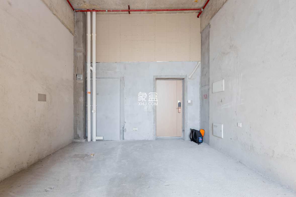 华远碧桂园海蓝城 2室1厅1卫 25.8万 华远碧桂园海蓝城 2室1厅1卫 25.8万客厅