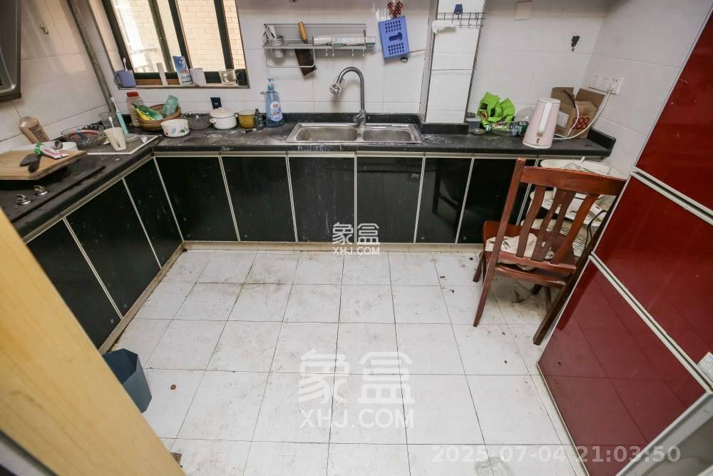 诚兴园  3室2厅1卫   2000.00元/月室内图