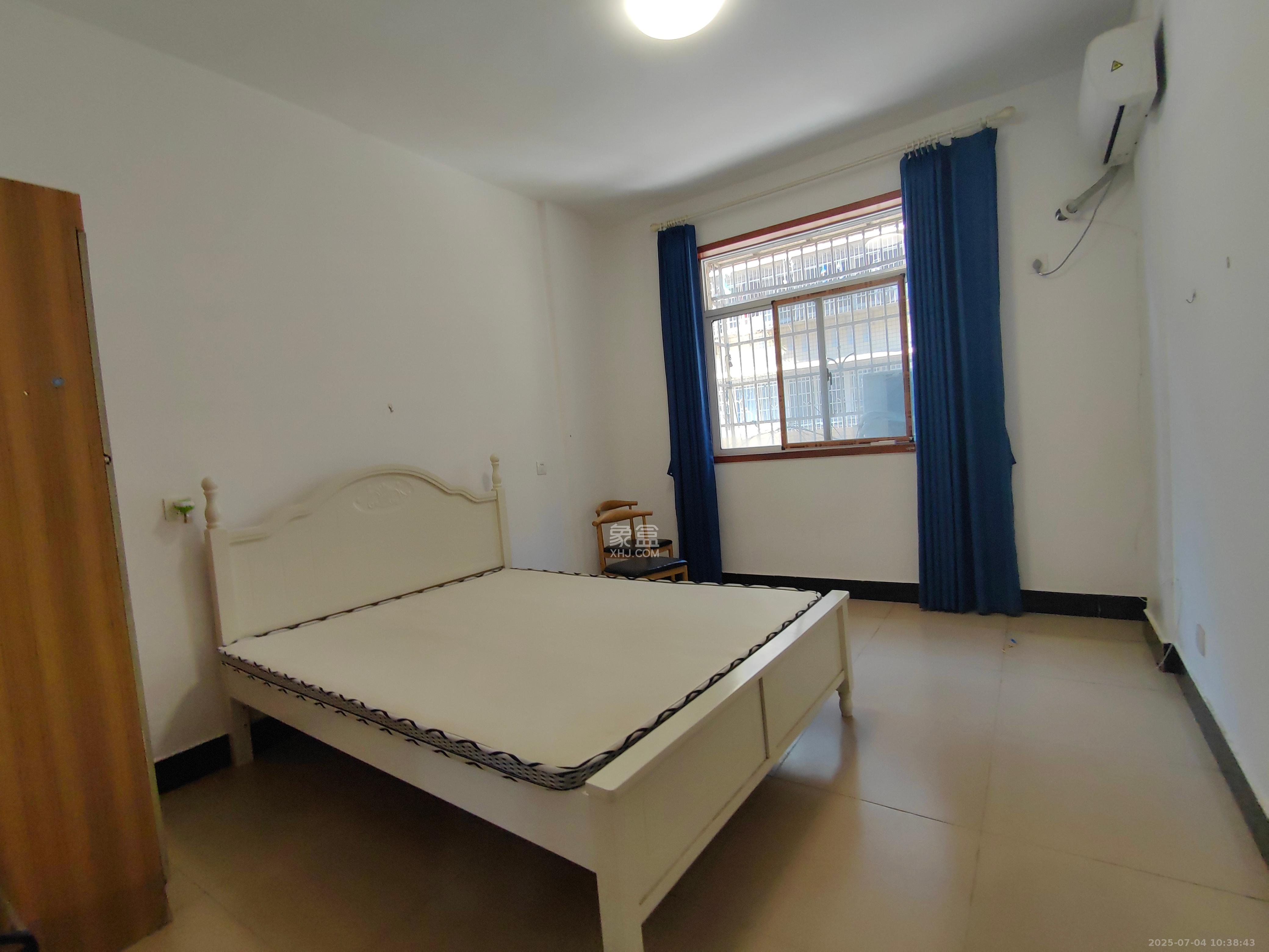 新塘垅小区（高桥物流园）  3室1厅1卫   1500.00元/月室内图