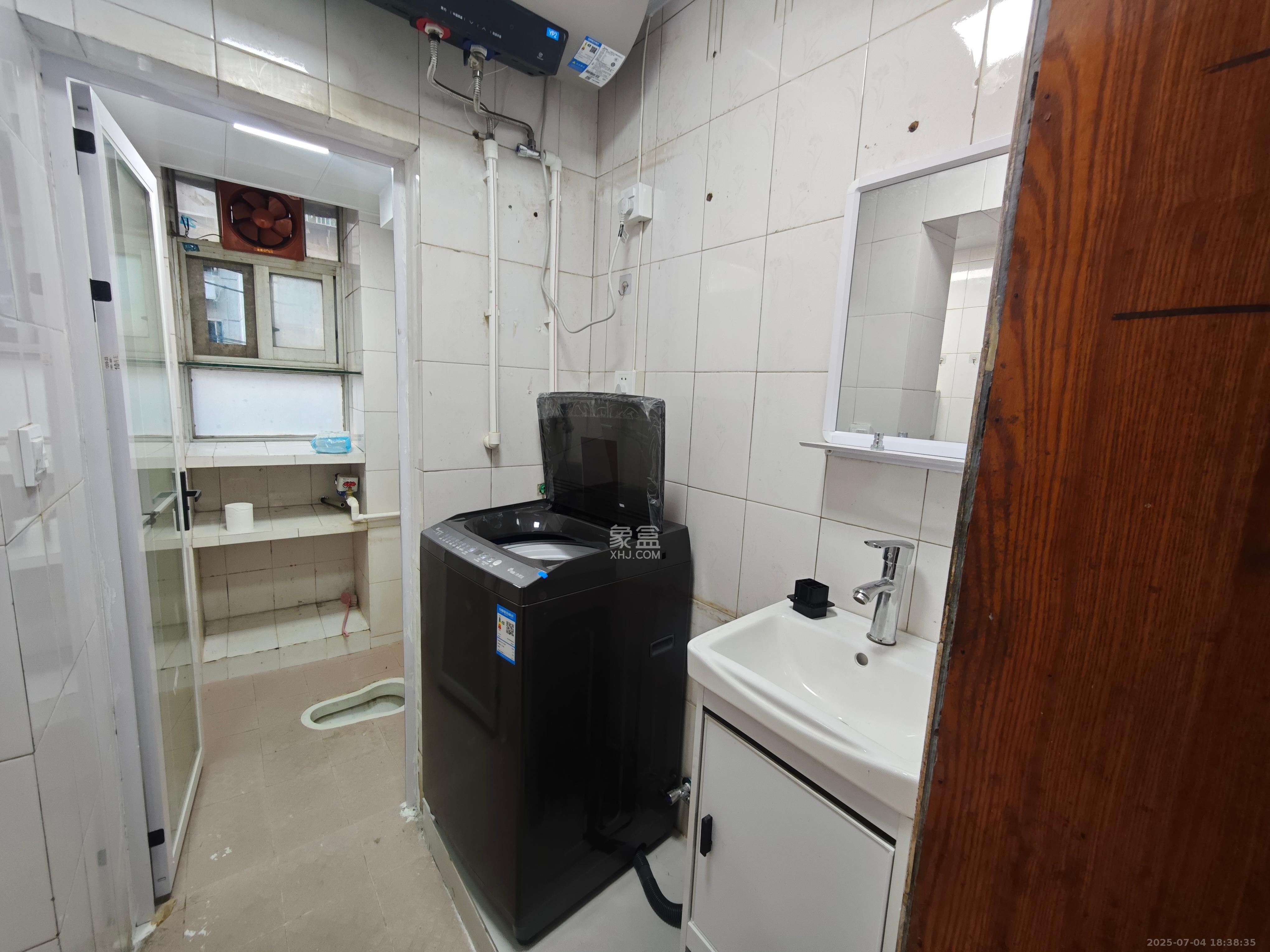 新兴小区（杨家山社区）  2室1厅1卫   1500.00元/月室内图