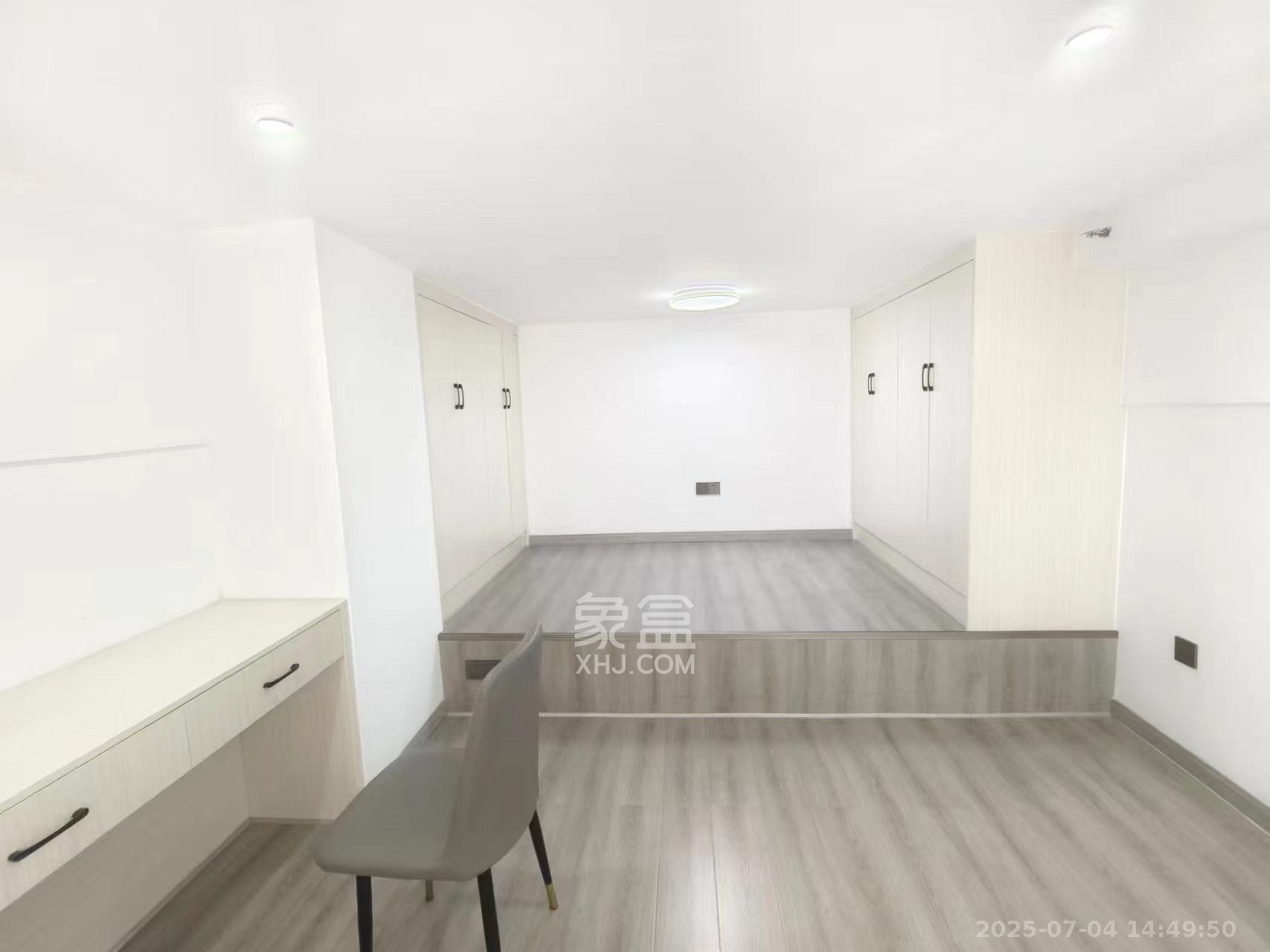 龙湖新壹城  1室1厅1卫   2000.00元/月室内图