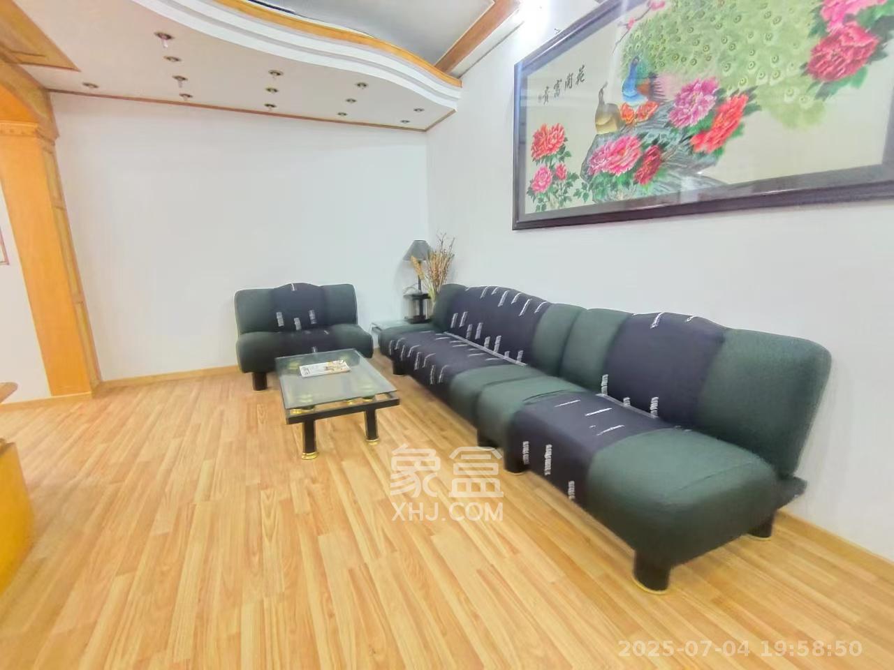 建工集团单位房  3室1厅1卫    3300.0元/月 建工集团单位房  3室1厅1卫    3300.0元/月室内图